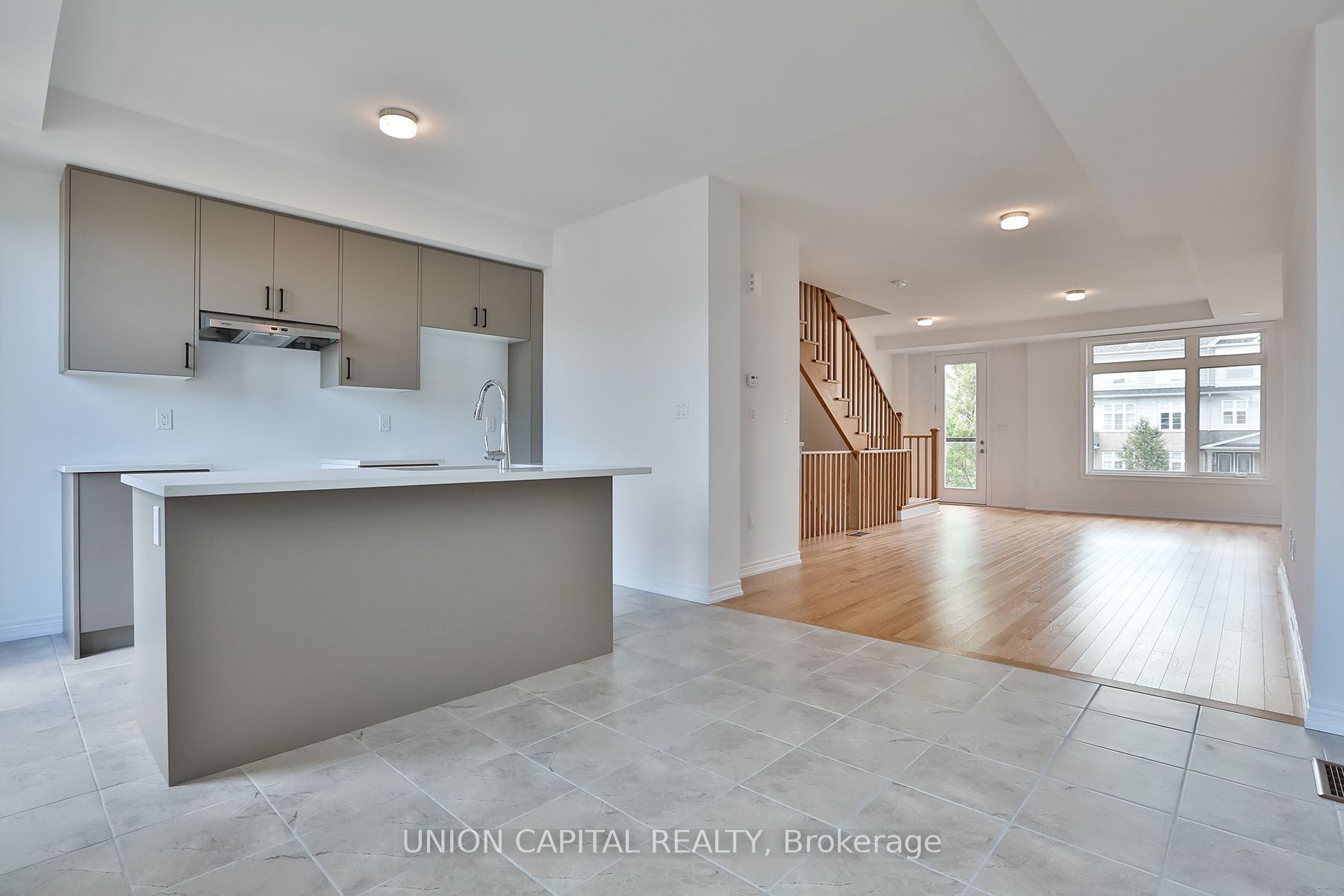 83 Sorbara Way Property Photo 34