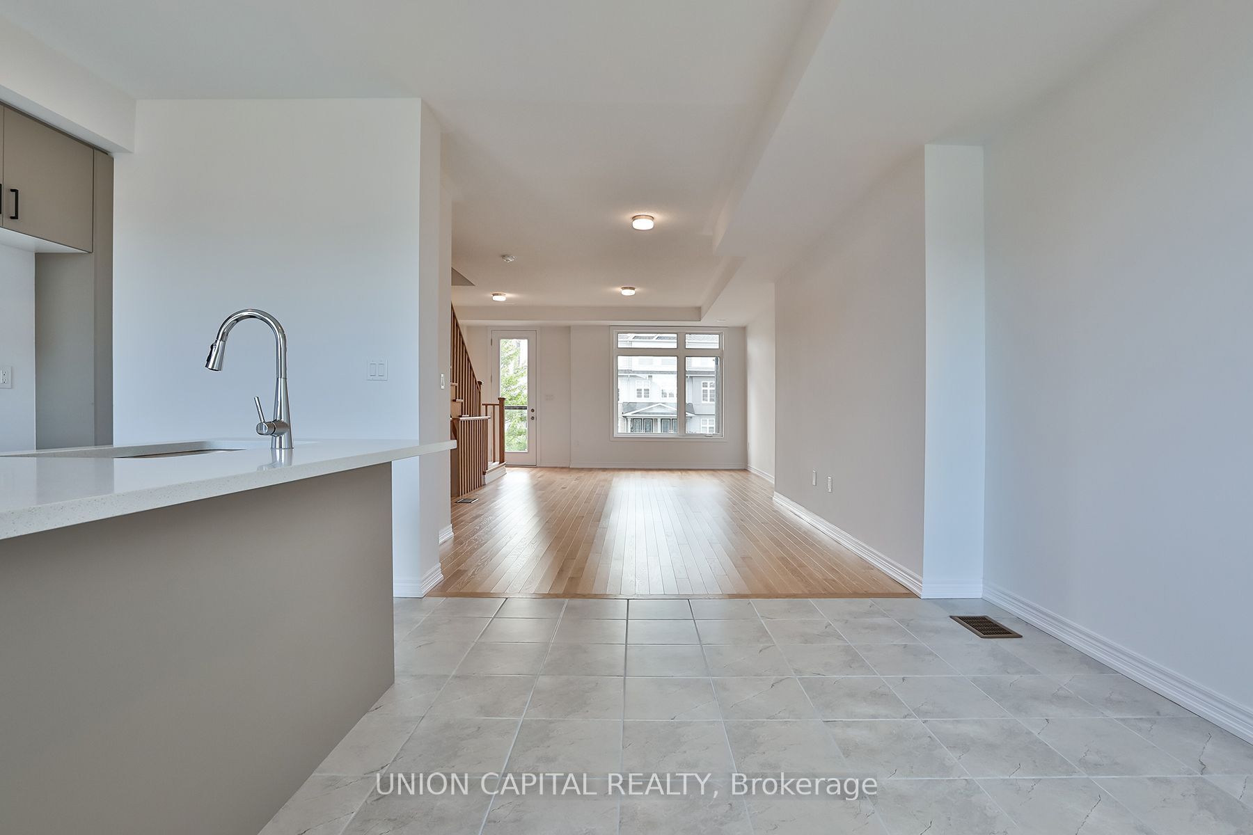 83 Sorbara Way Property Photo 35
