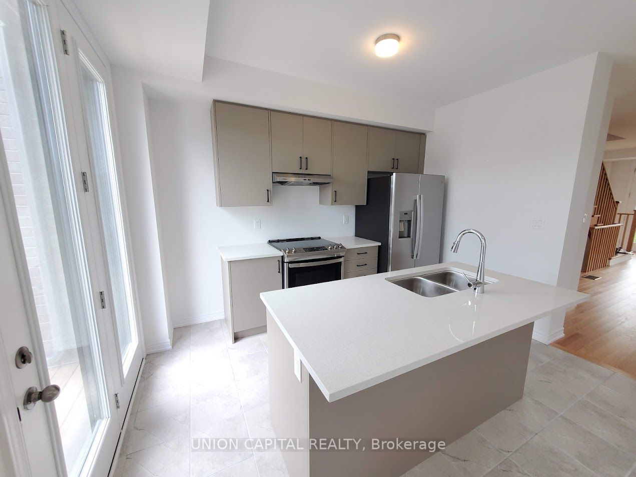 83 Sorbara Way Property Photo 36