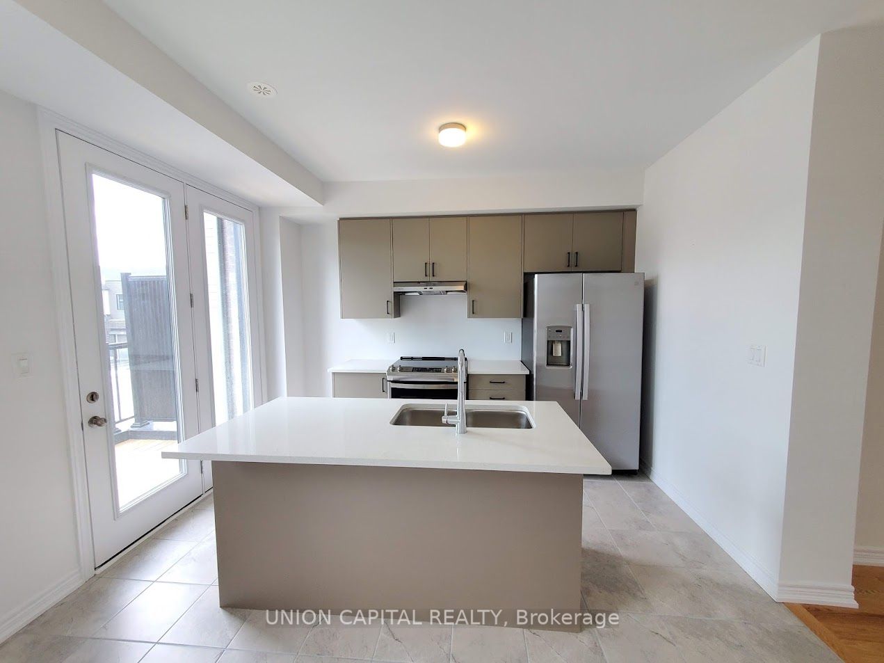83 Sorbara Way Property Photo 38