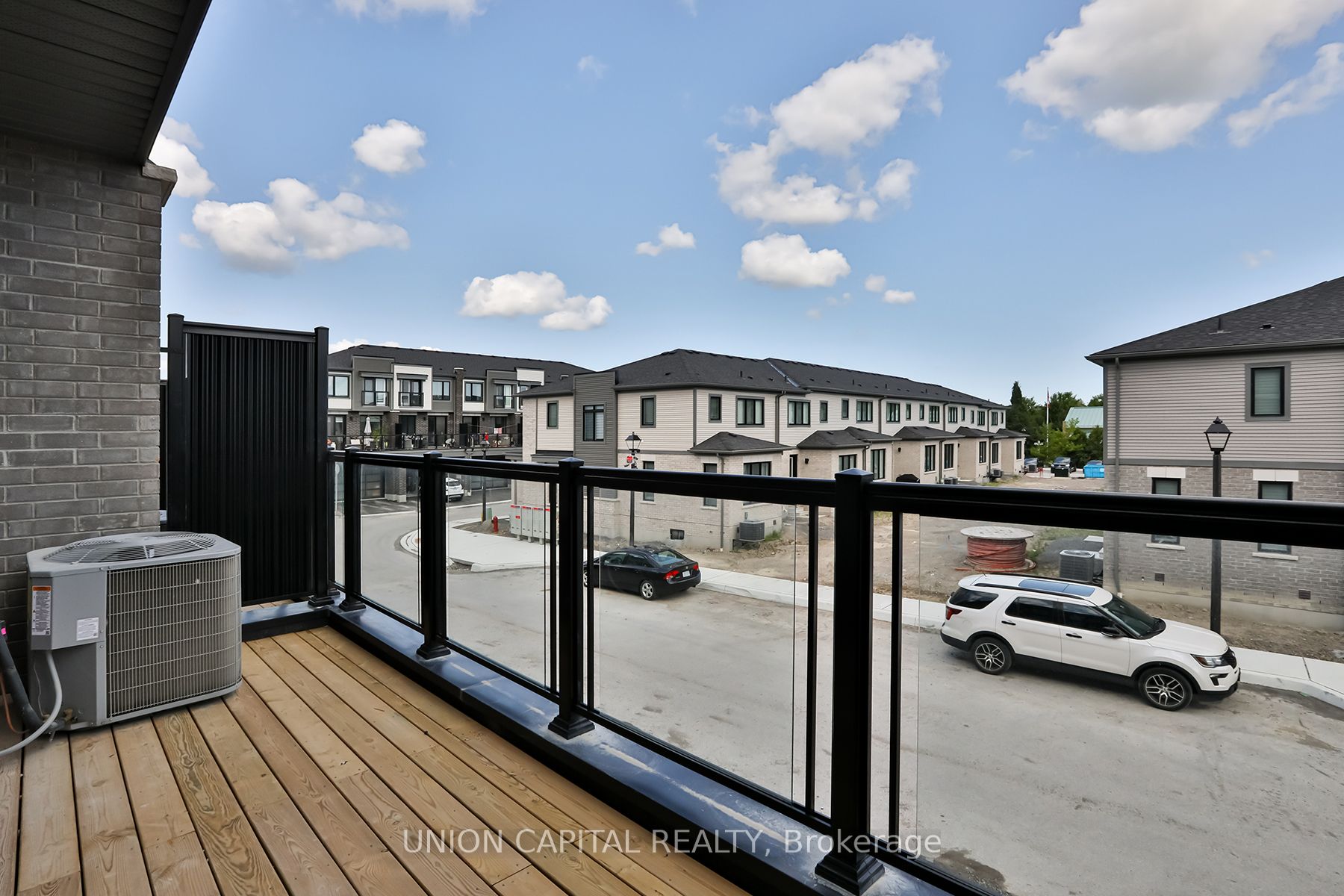 83 Sorbara Way Property Photo 40