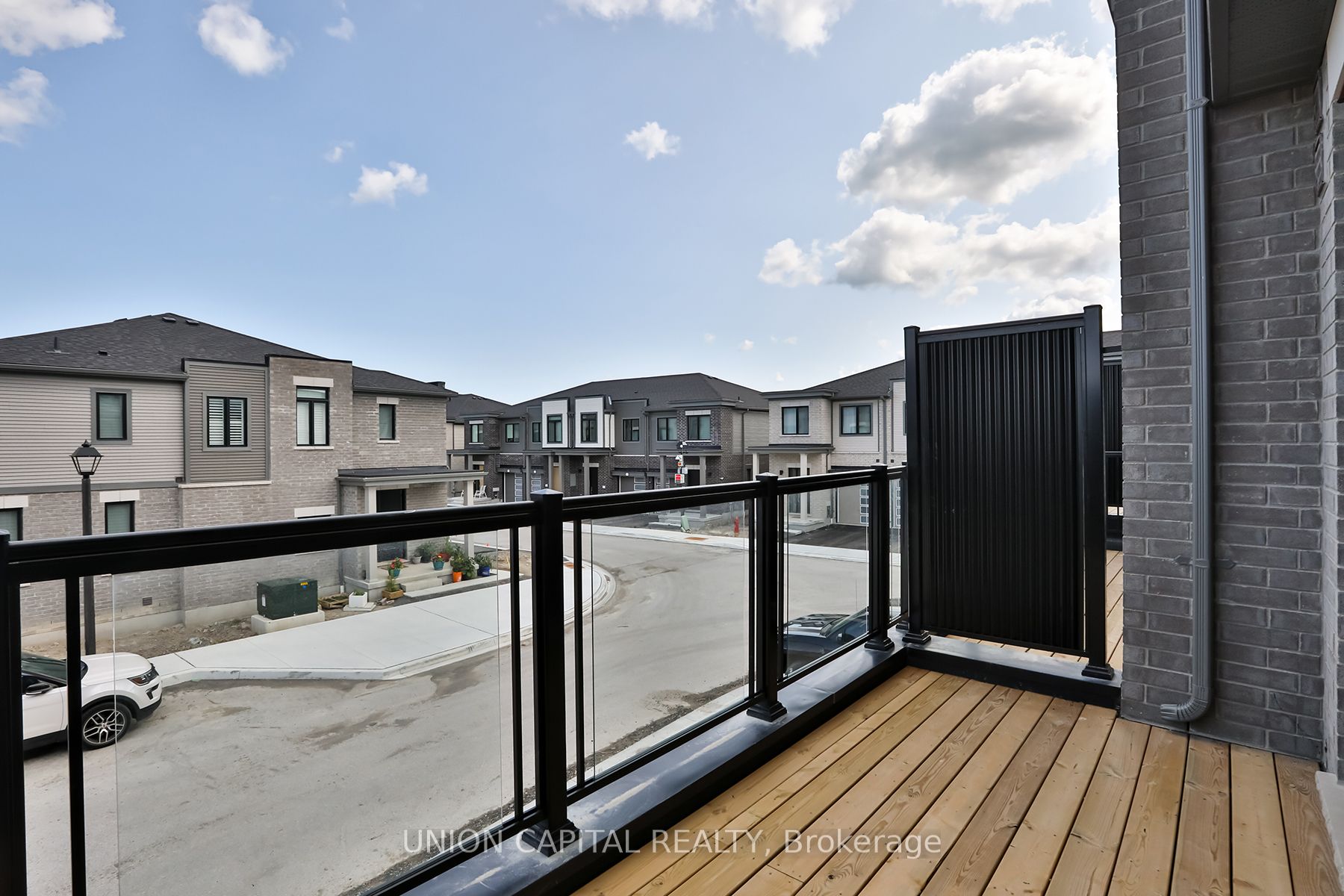83 Sorbara Way Property Photo 43
