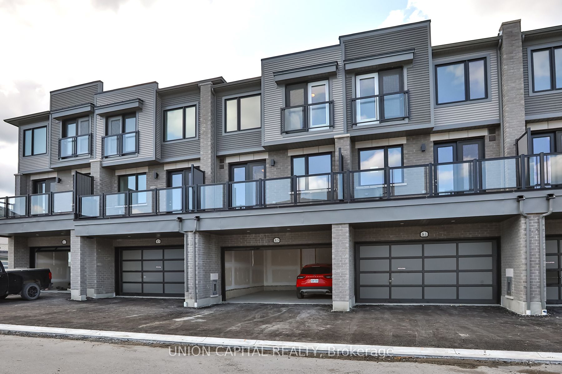 83 Sorbara Way Property Photo 47
