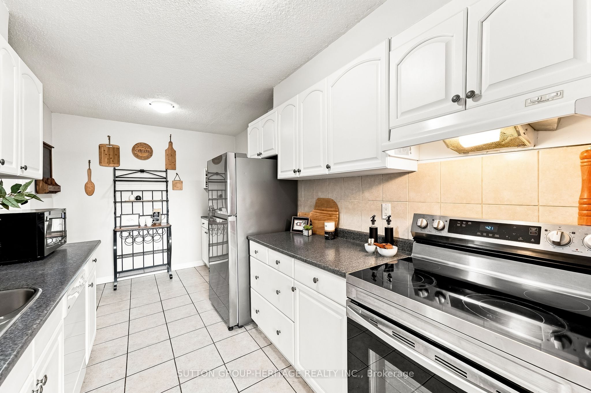 92 Church Street 301 Property Photo 16