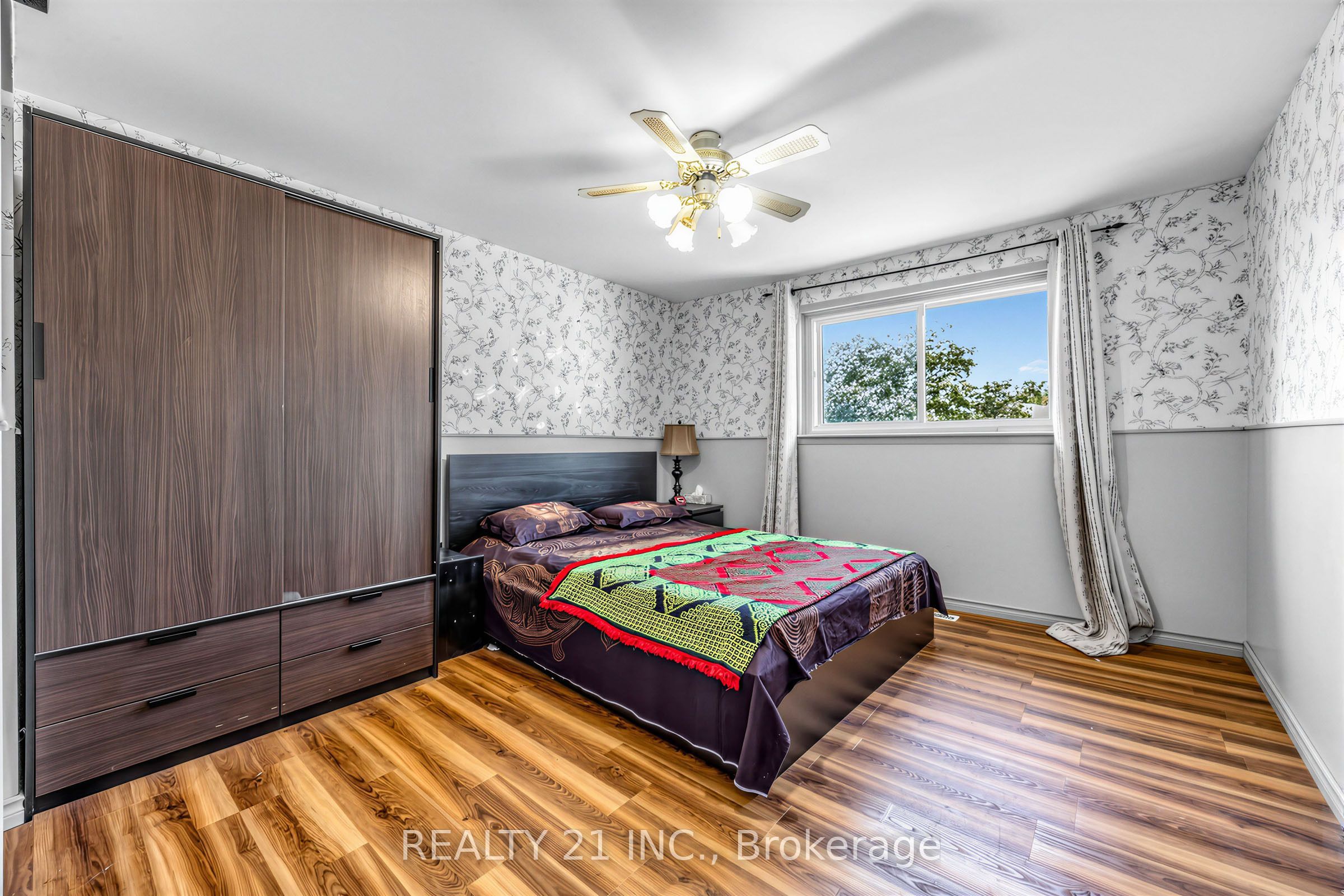376 Vancouver Crescent Property Photo 10