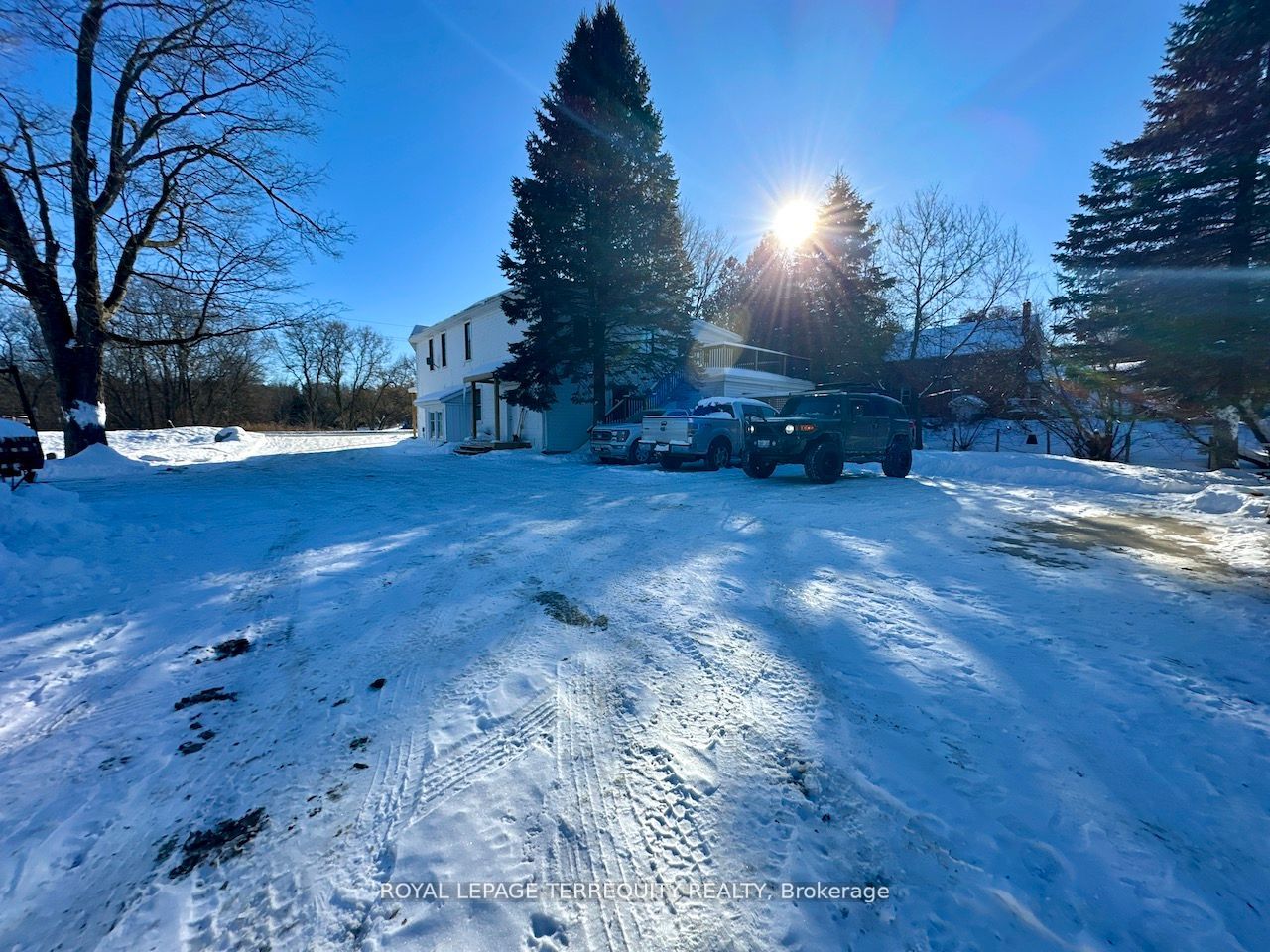 132 Highway 7 W1-w2 Property Photo 18