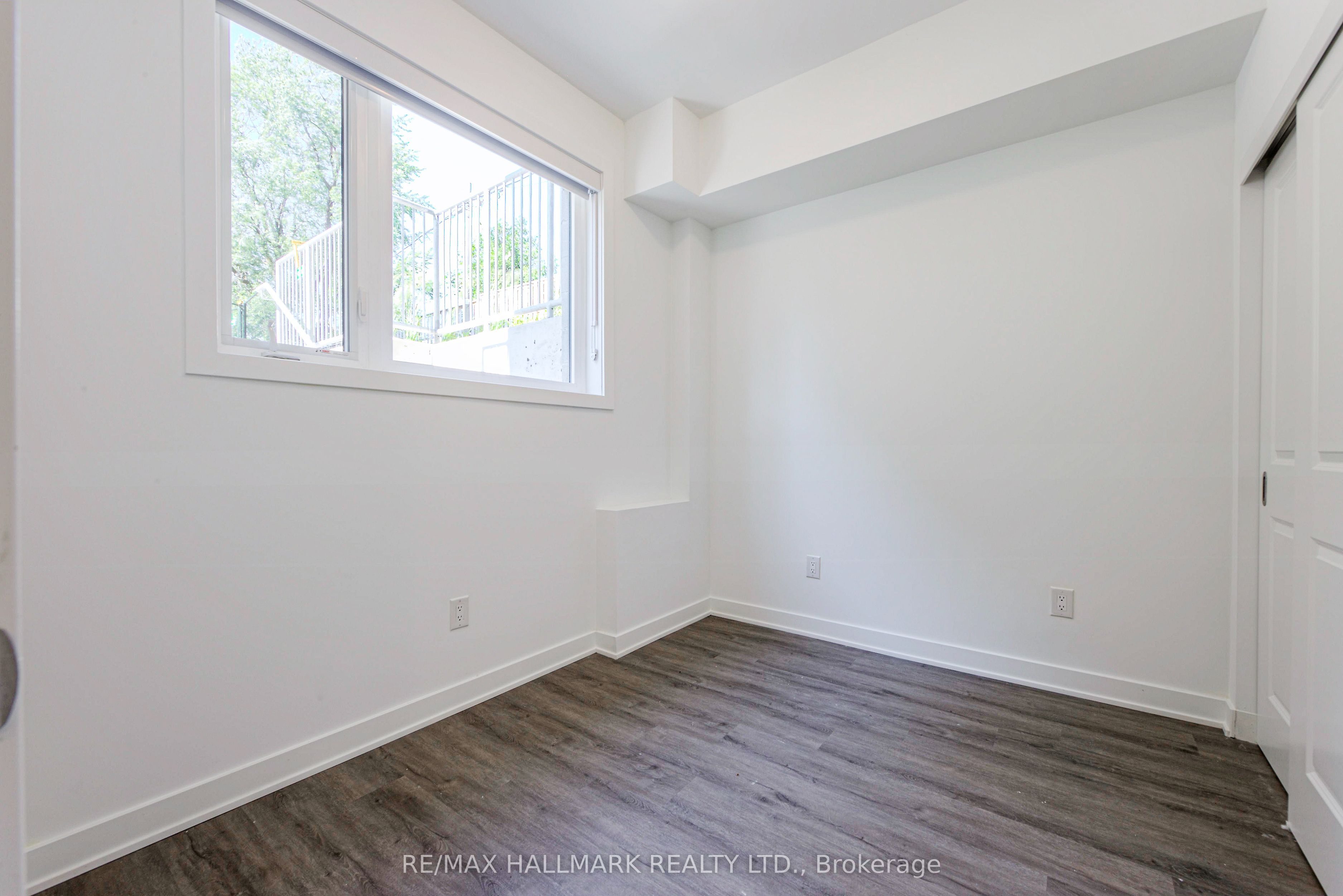35 Danforth Road 103 Property Photo 2