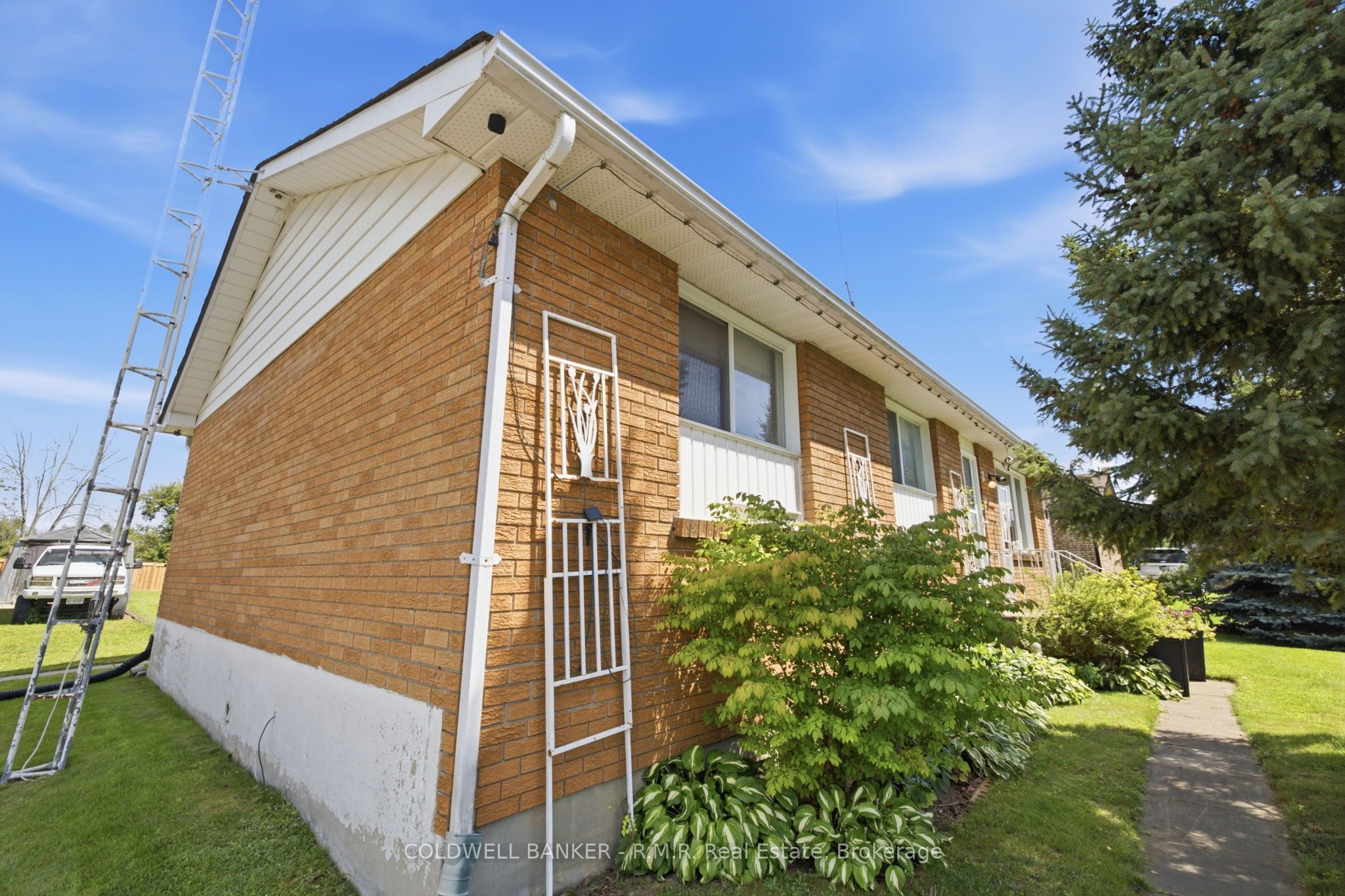 3 Coleman Crescent Property Photo 3