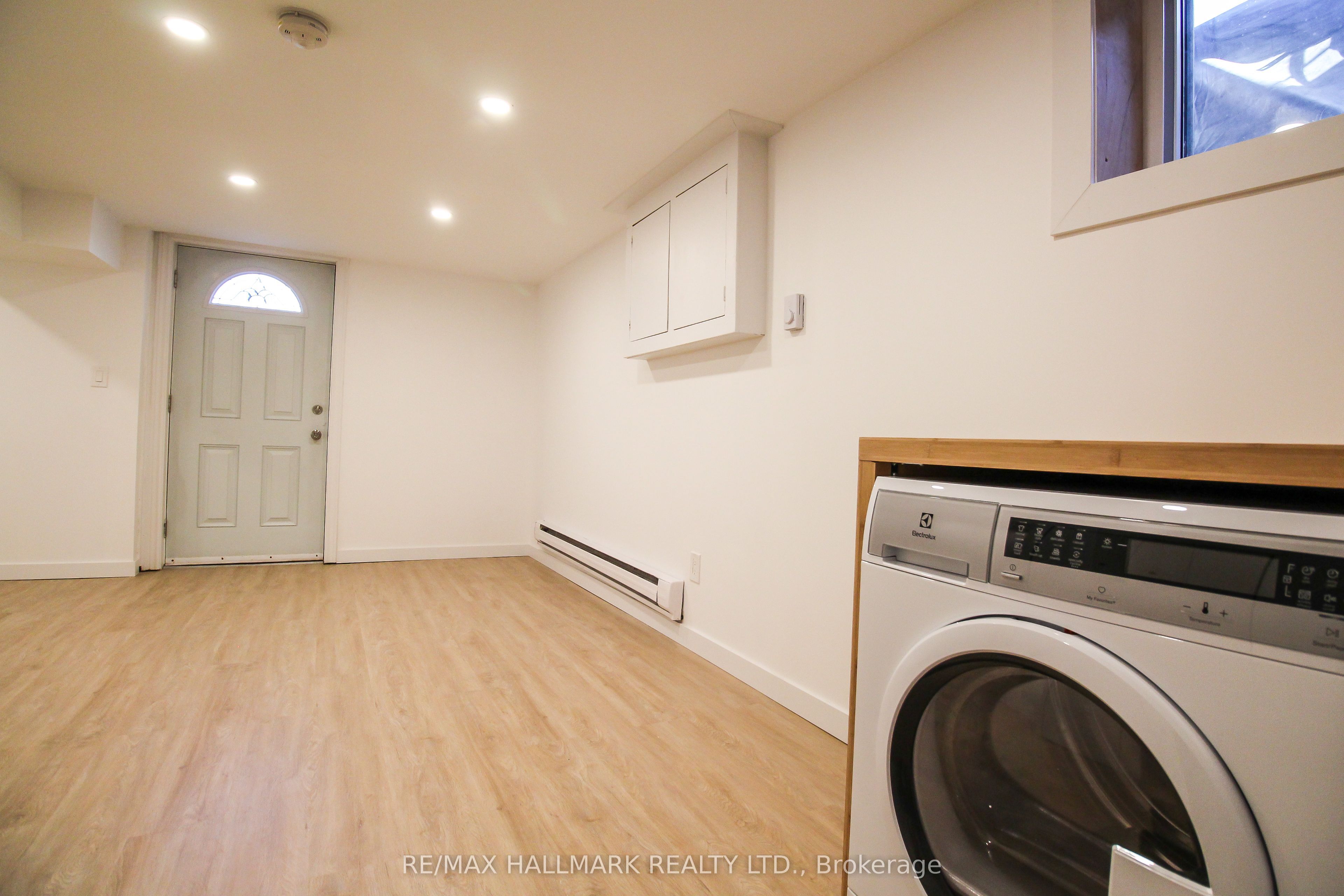 10 Hamilton Street Lower Property Photo 3