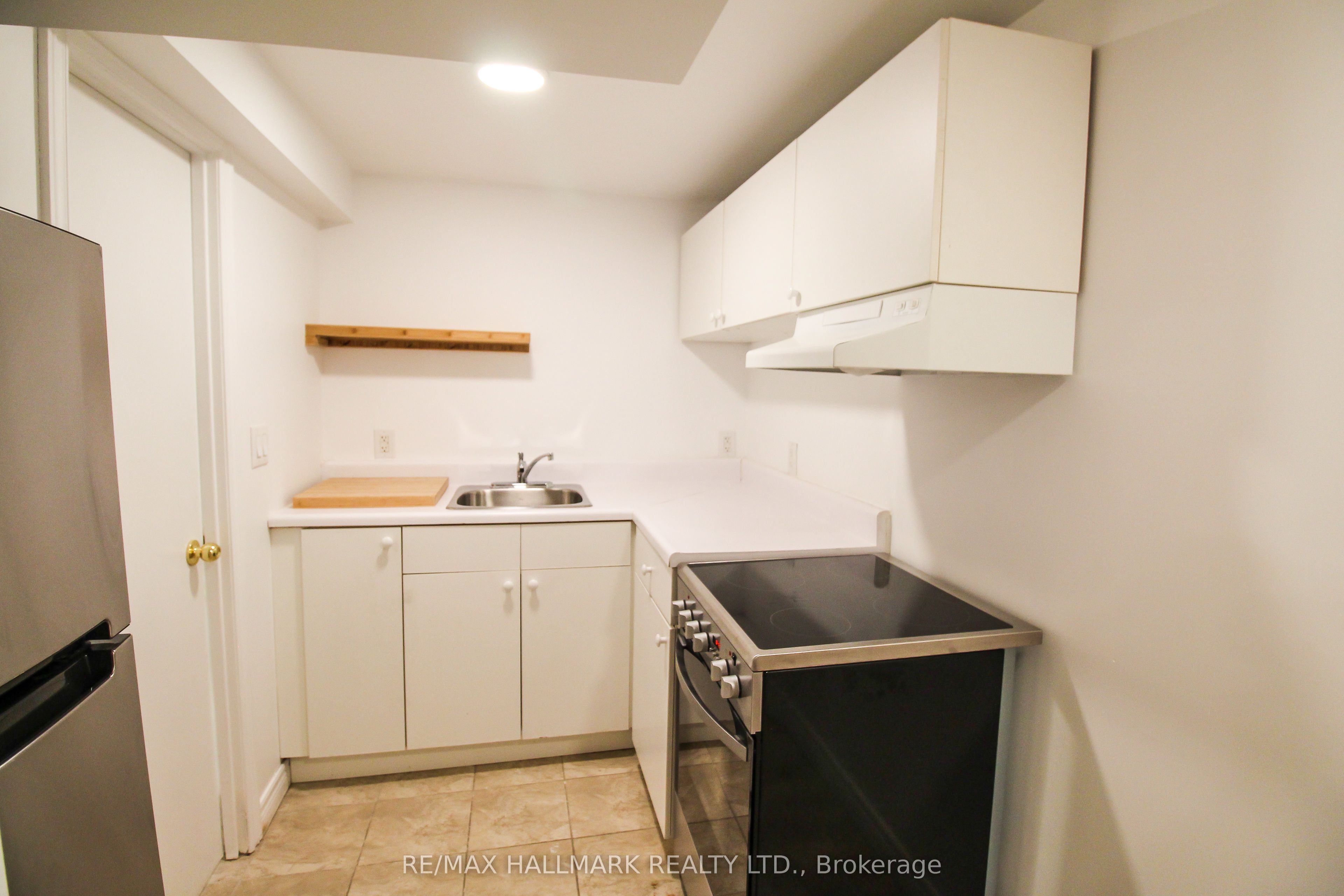 10 Hamilton Street Lower Property Photo 7
