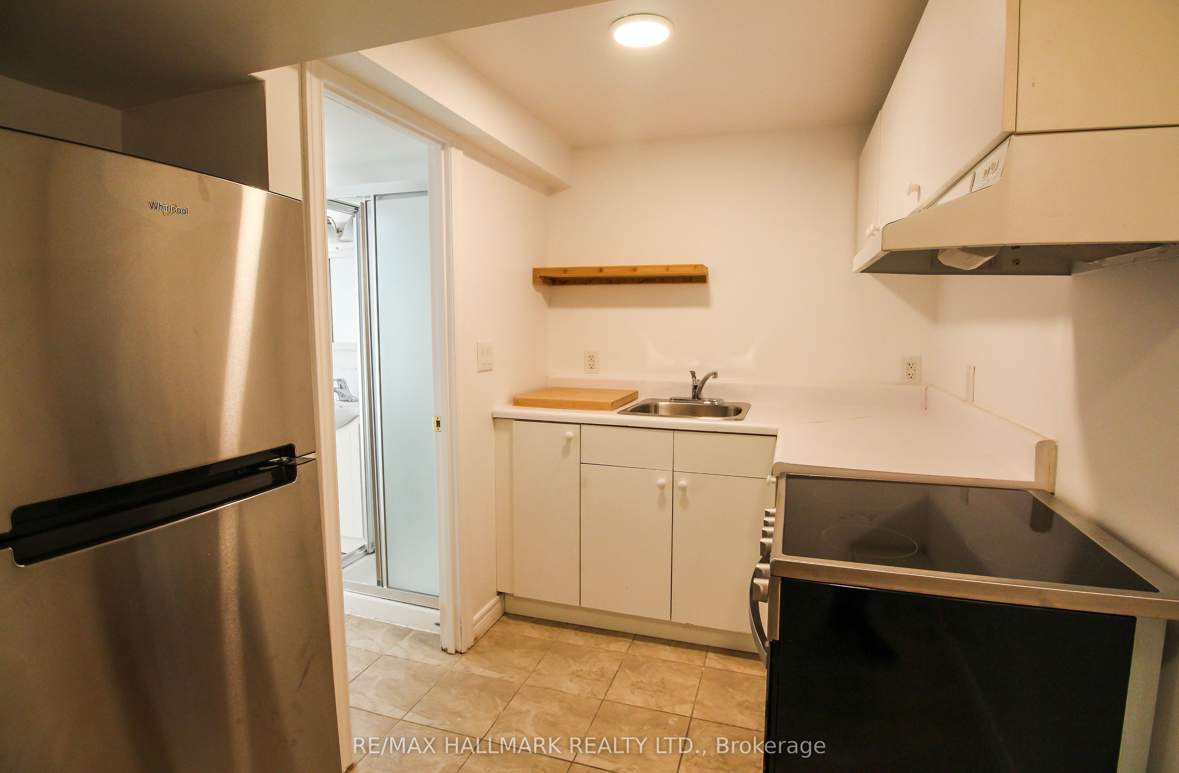 10 Hamilton Street Lower Property Photo 8