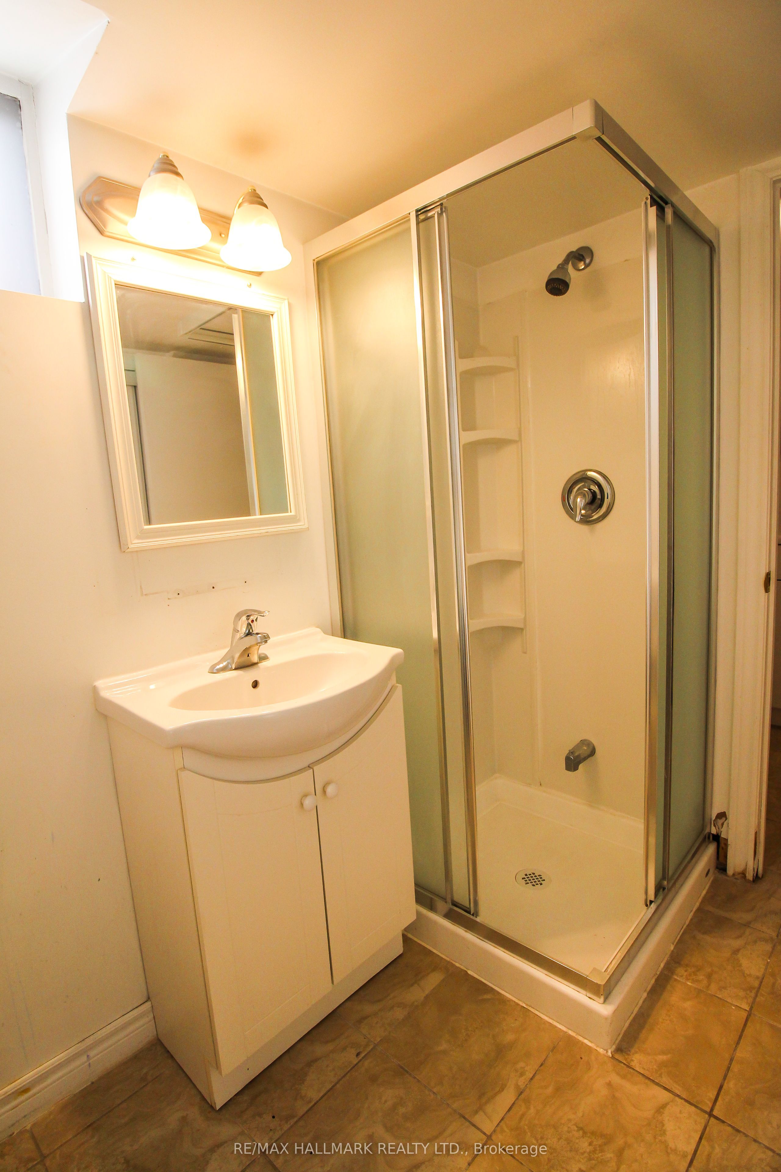 10 Hamilton Street Lower Property Photo 10