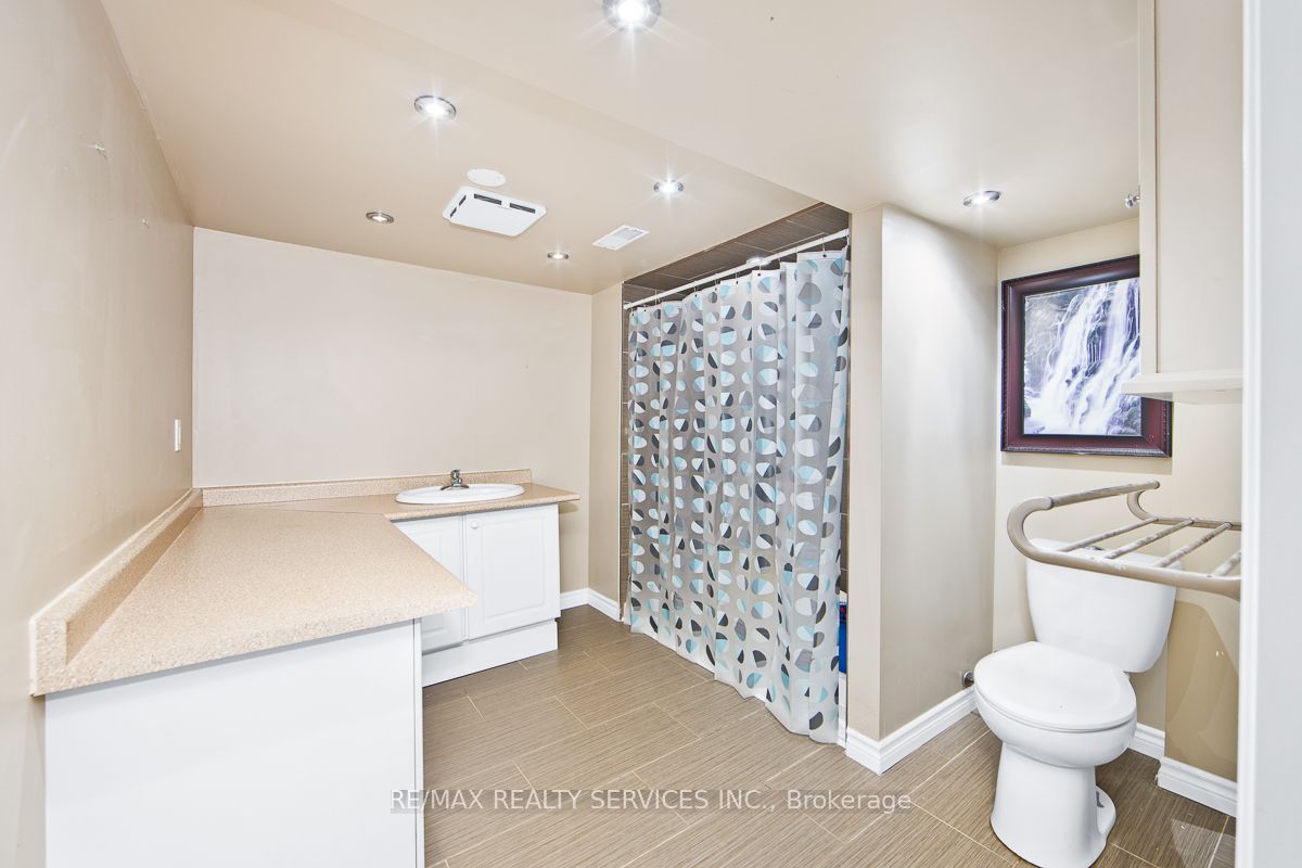 64 Strickland Drive Property Photo 32