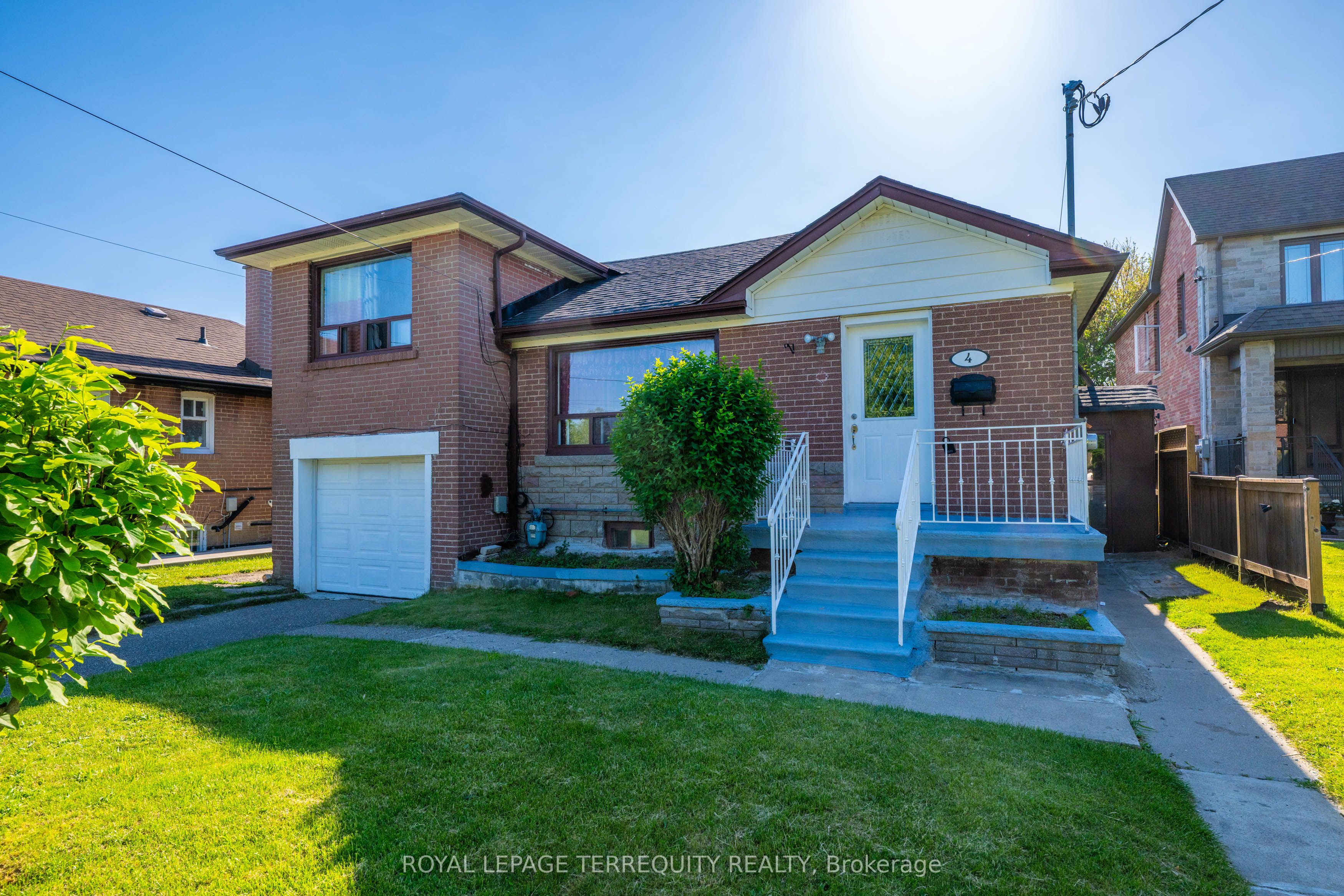 4 Harris Park Drive Property Photo 1