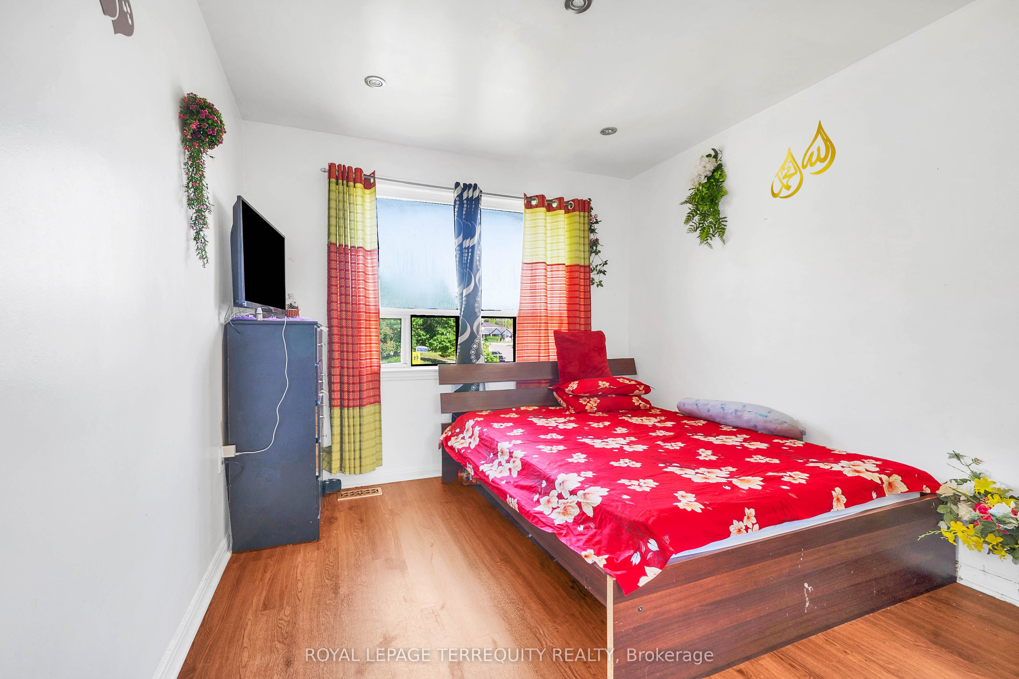 4 Harris Park Drive Property Photo 22