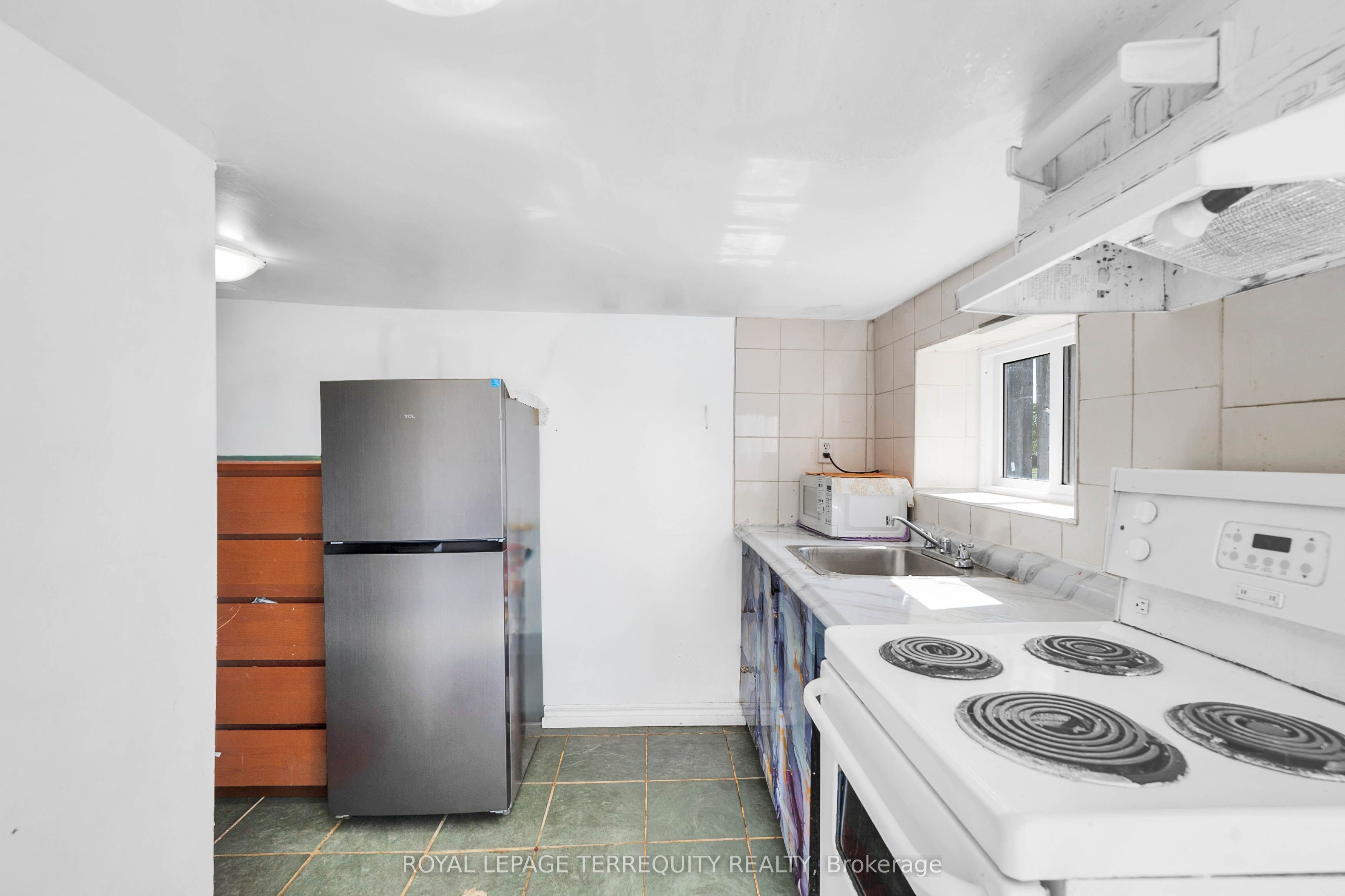 4 Harris Park Drive Property Photo 27
