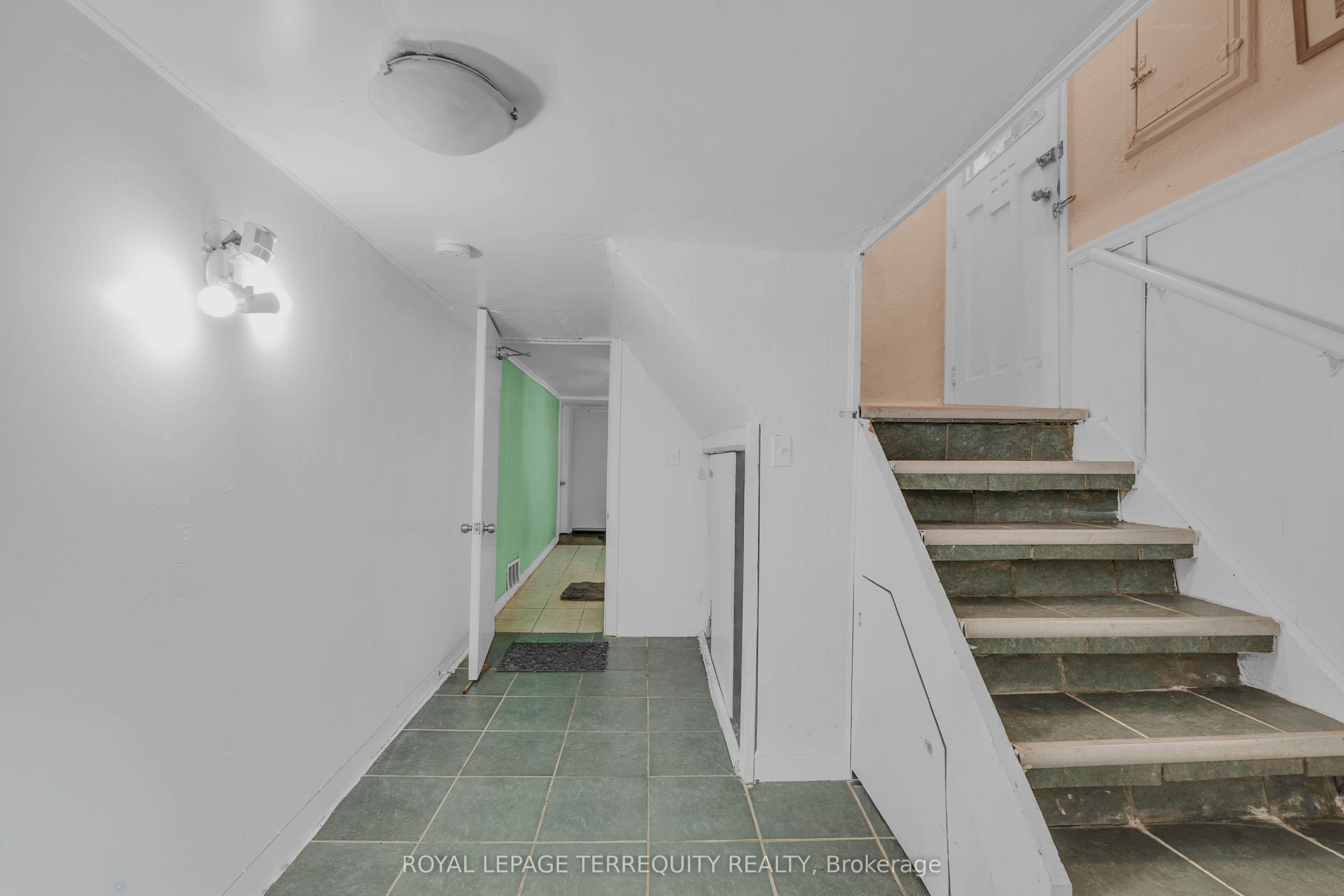 4 Harris Park Drive Property Photo 28