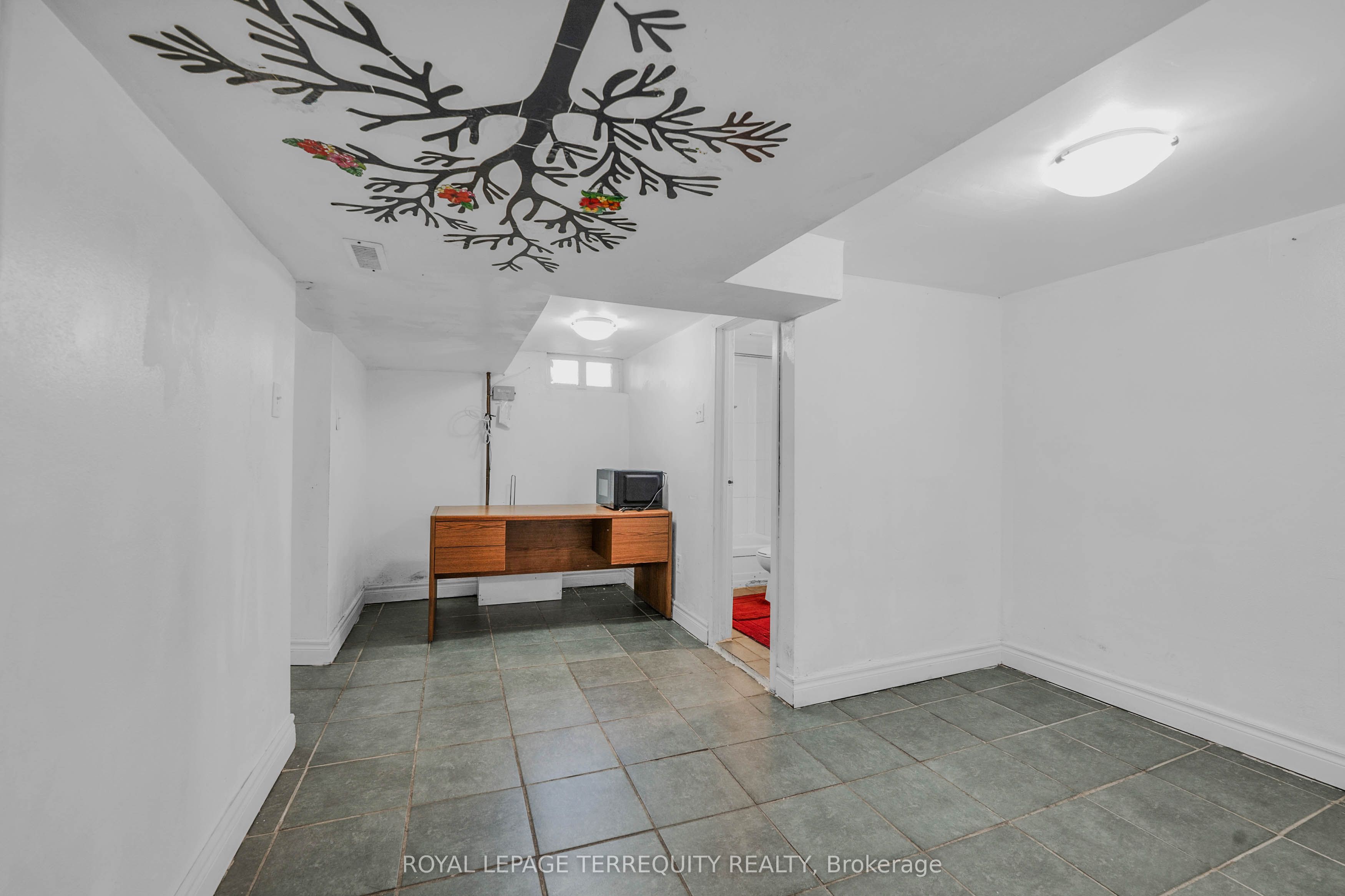 4 Harris Park Drive Property Photo 31