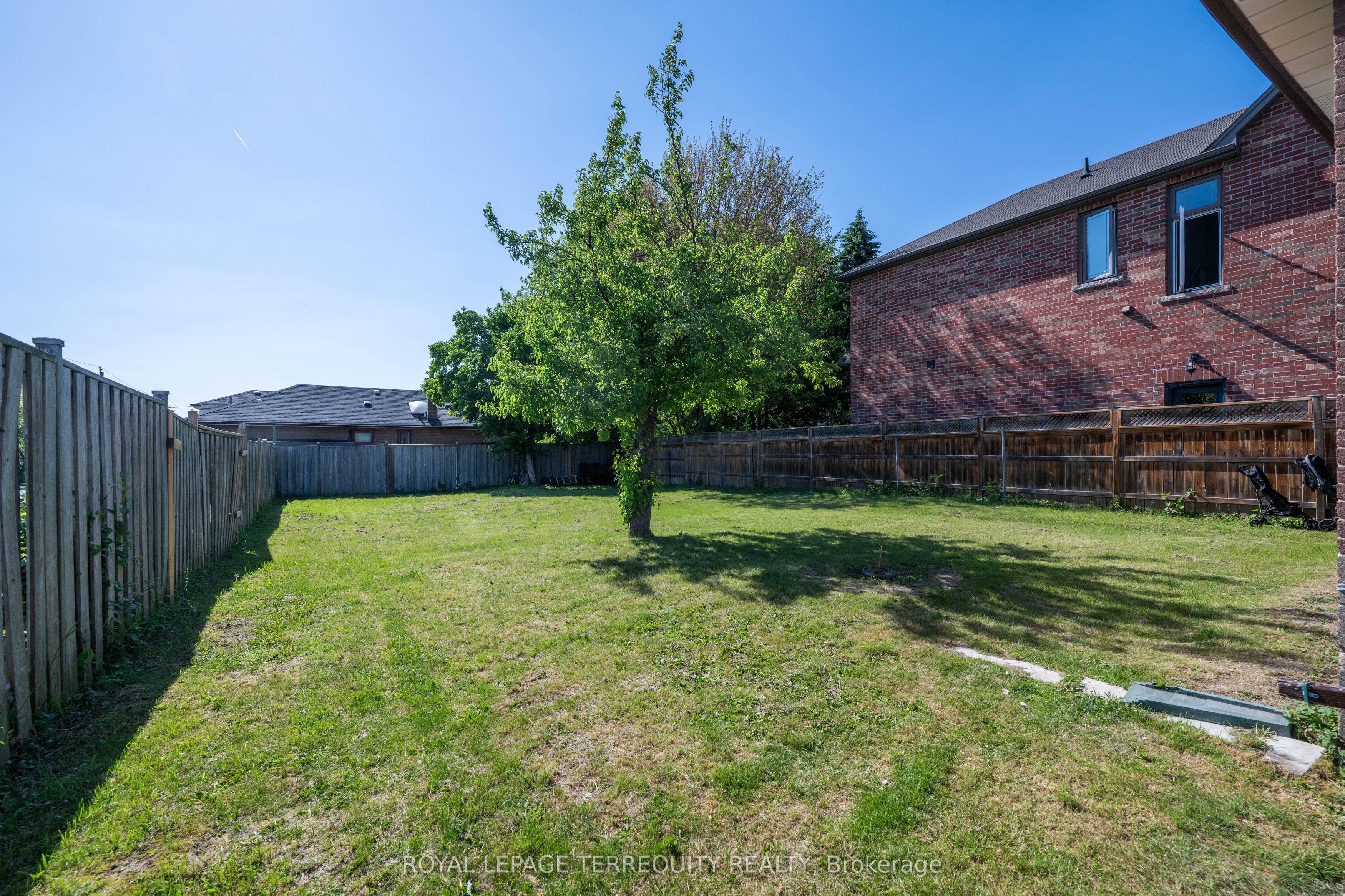 4 Harris Park Drive Property Photo 43