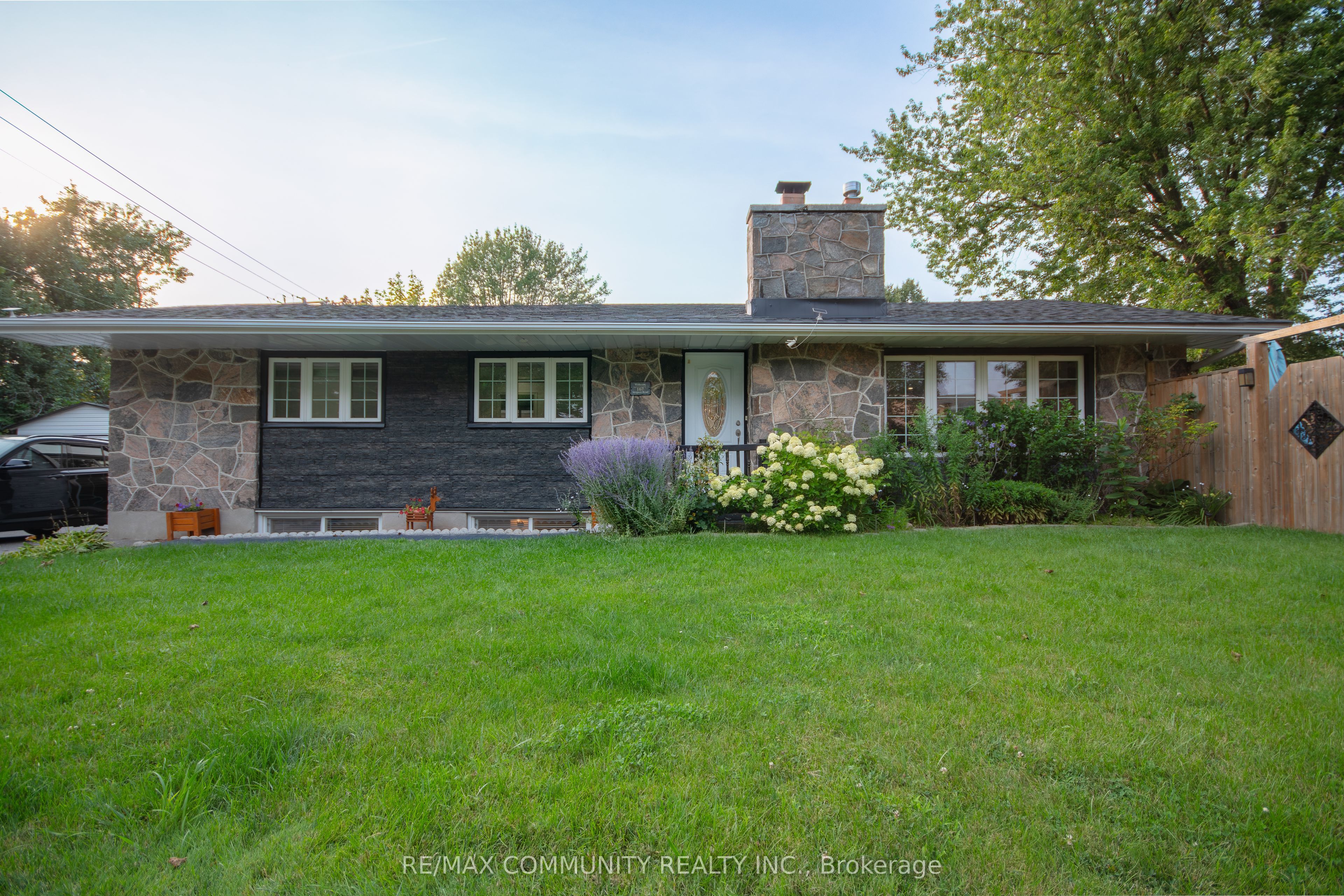 167 Simpson Road Property Photo 1