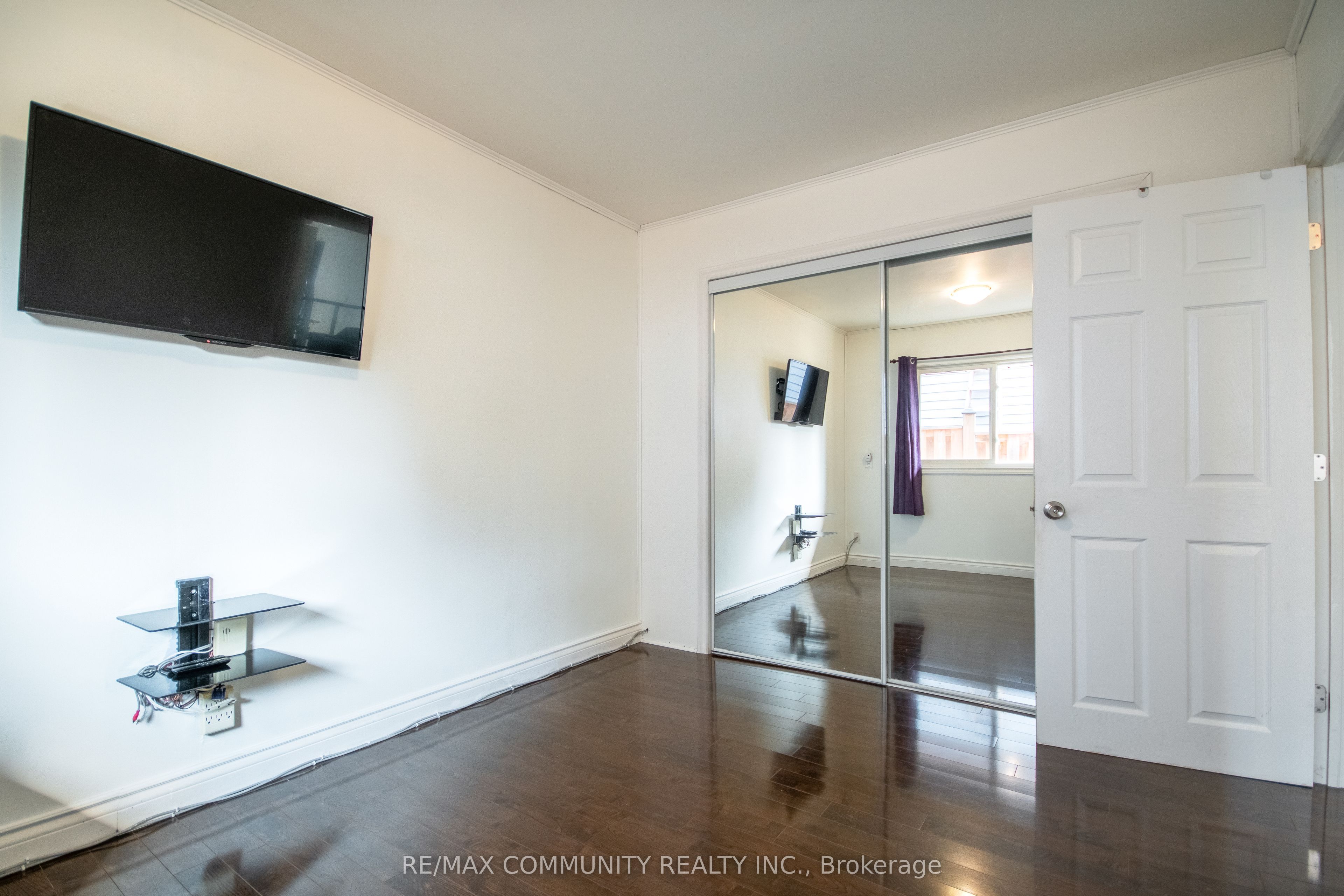 167 Simpson Road Property Photo 8