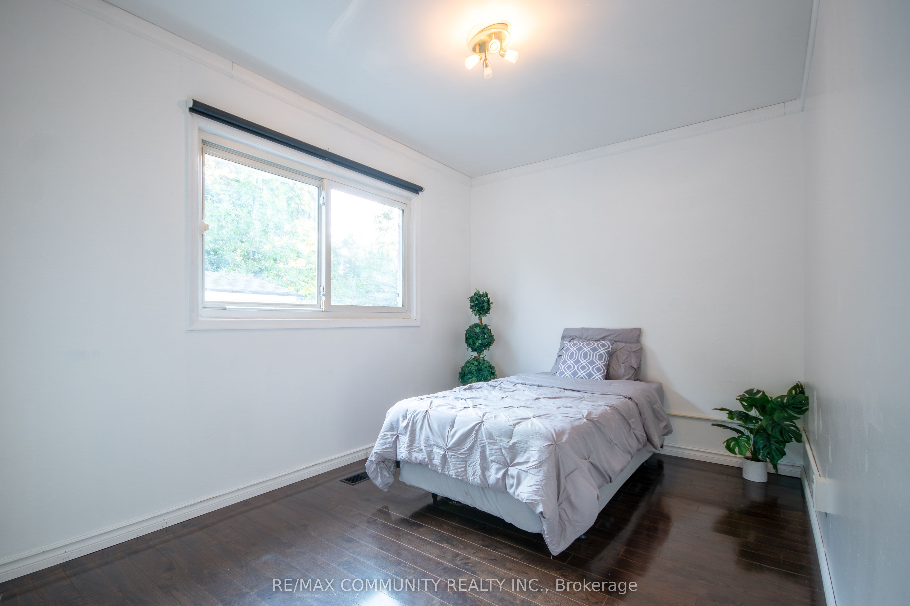 167 Simpson Road Property Photo 10