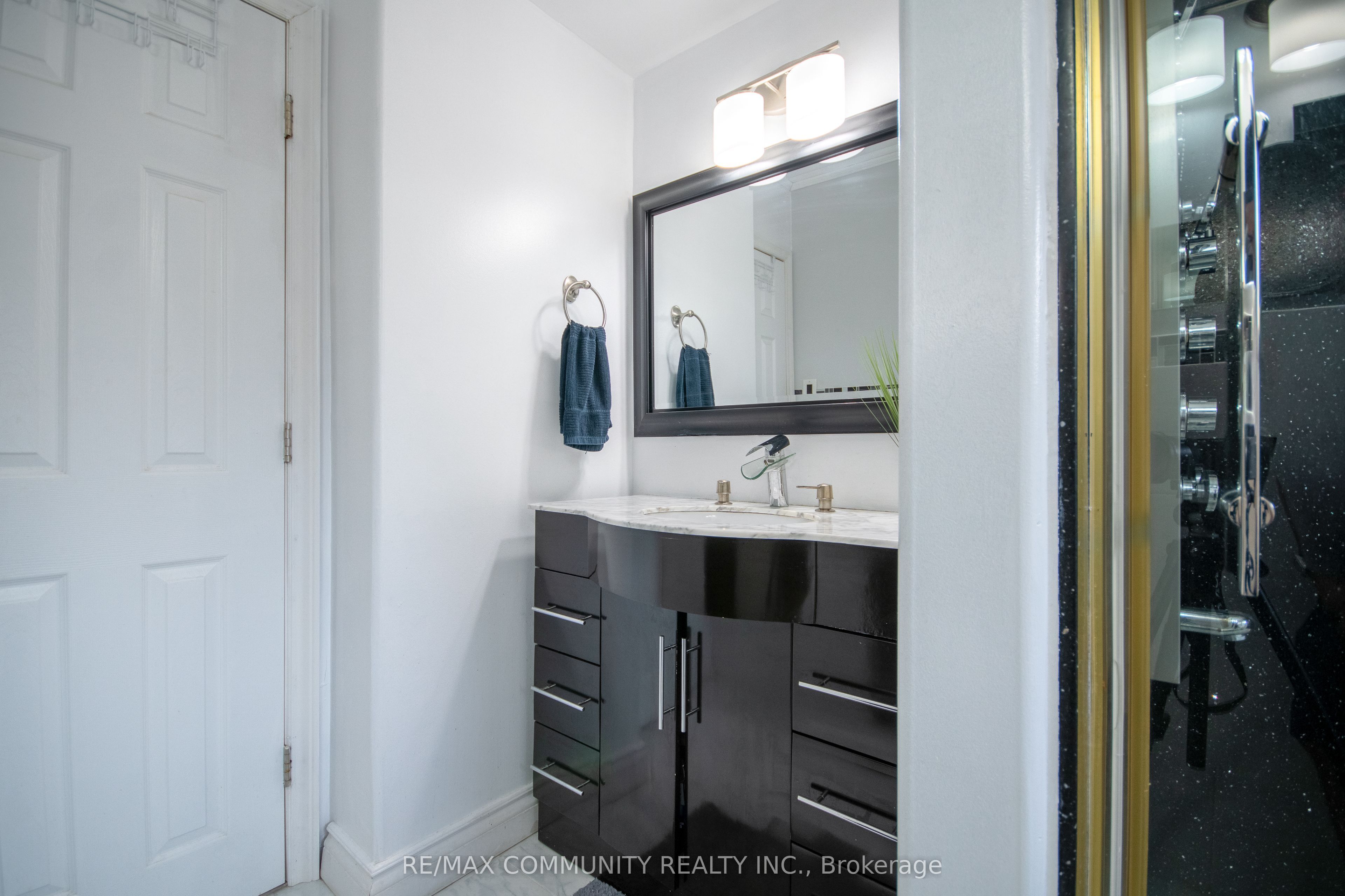 167 Simpson Road Property Photo 14