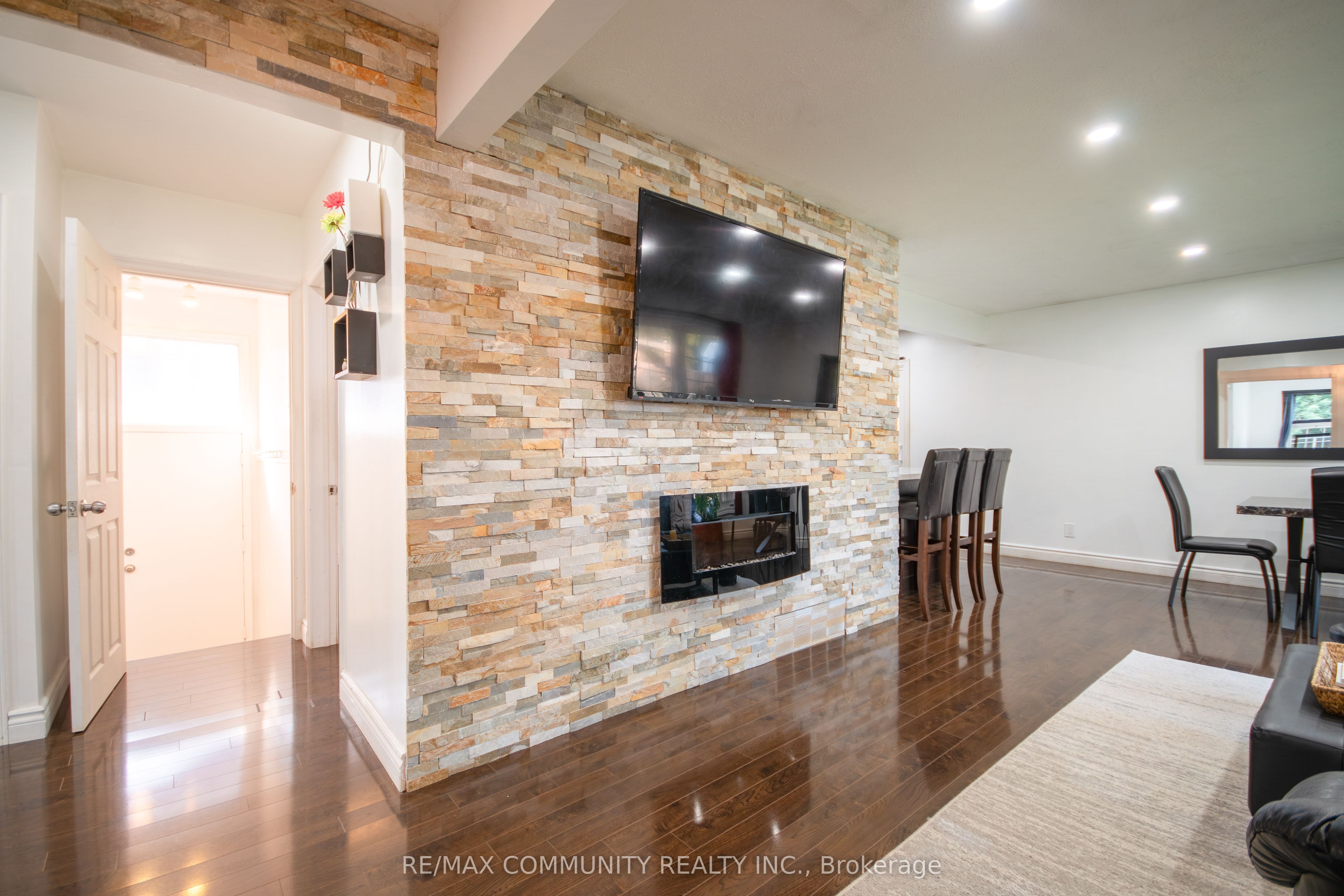 167 Simpson Road Property Photo 15