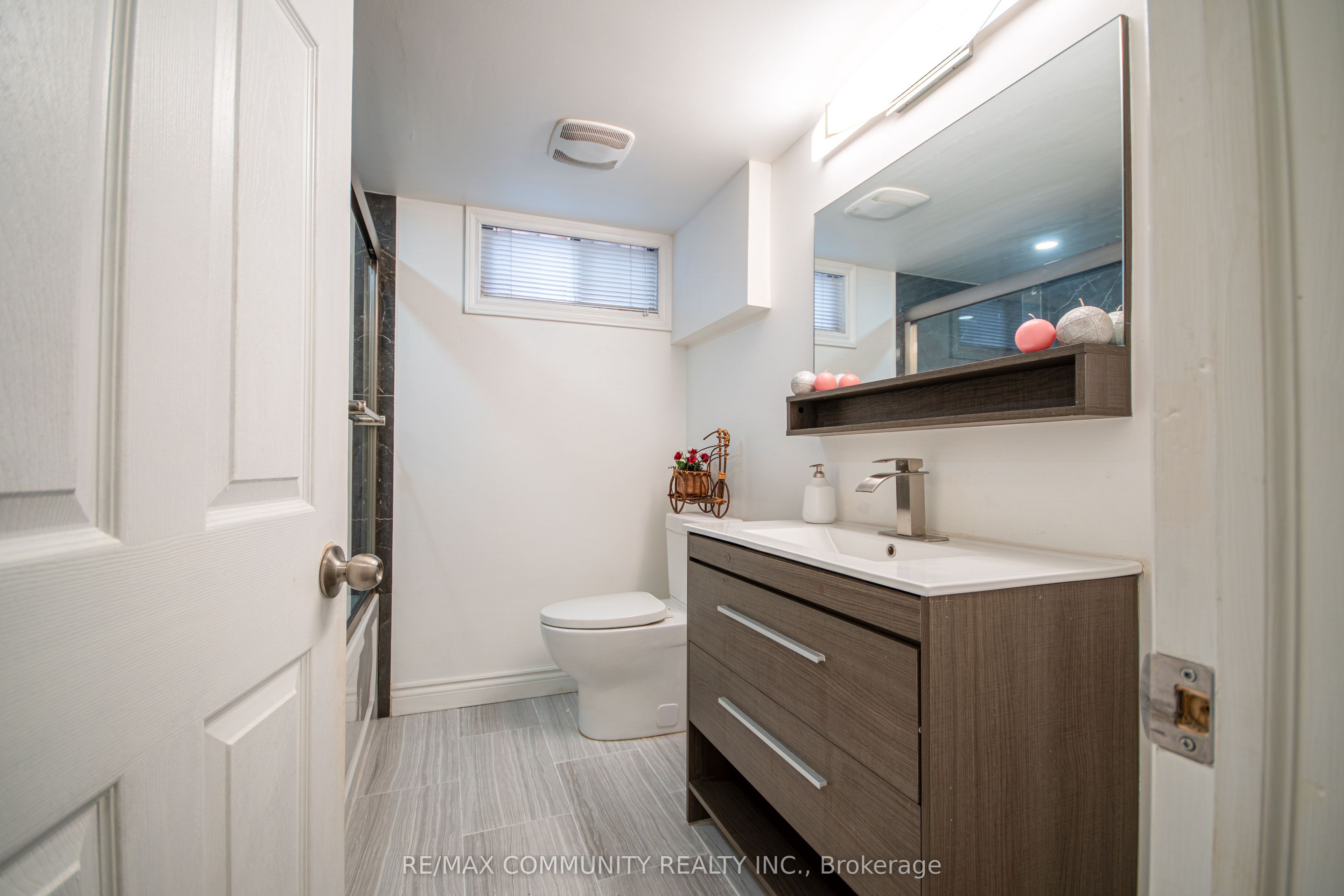 167 Simpson Road Property Photo 28