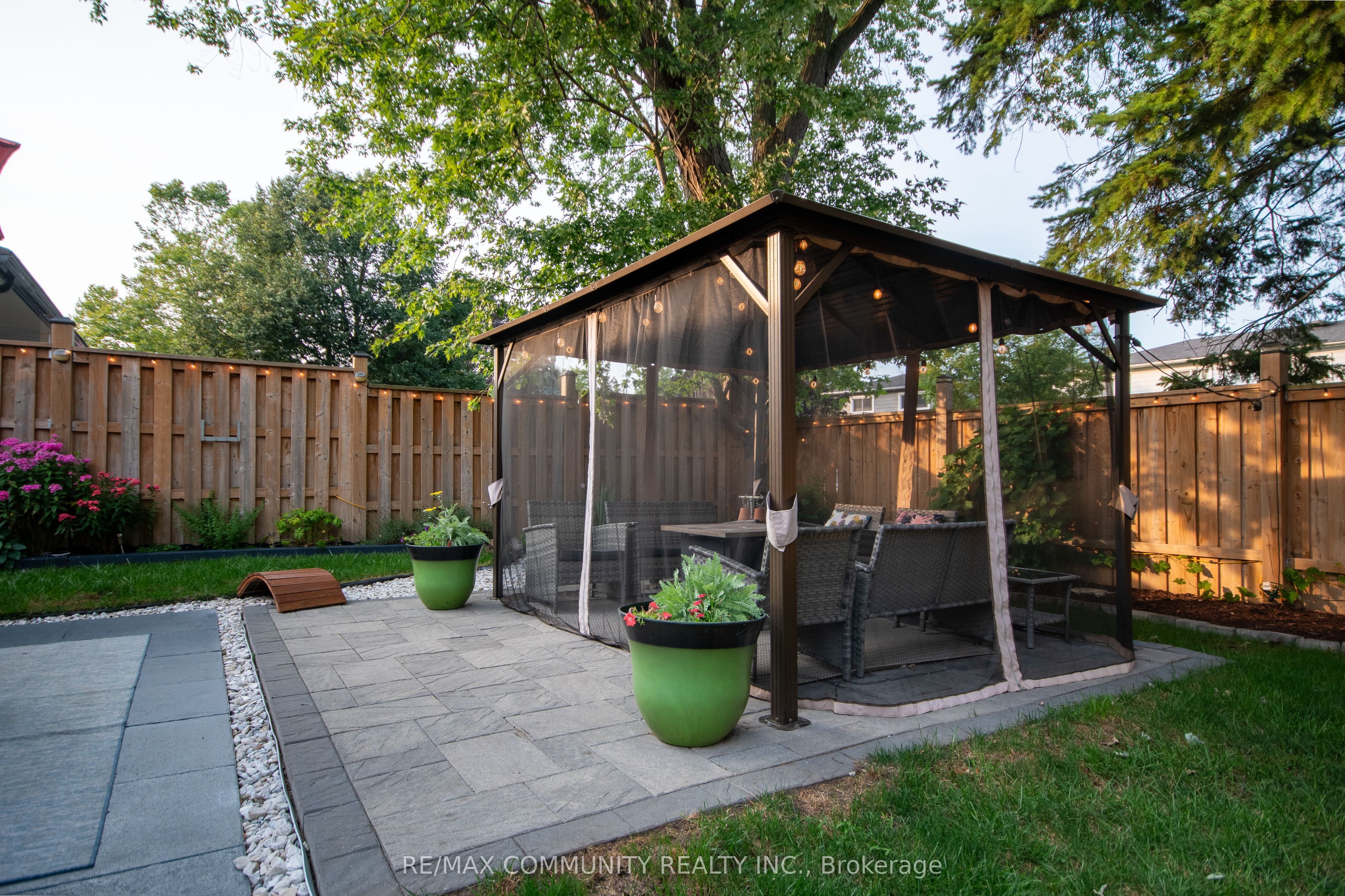 167 Simpson Road Property Photo 32