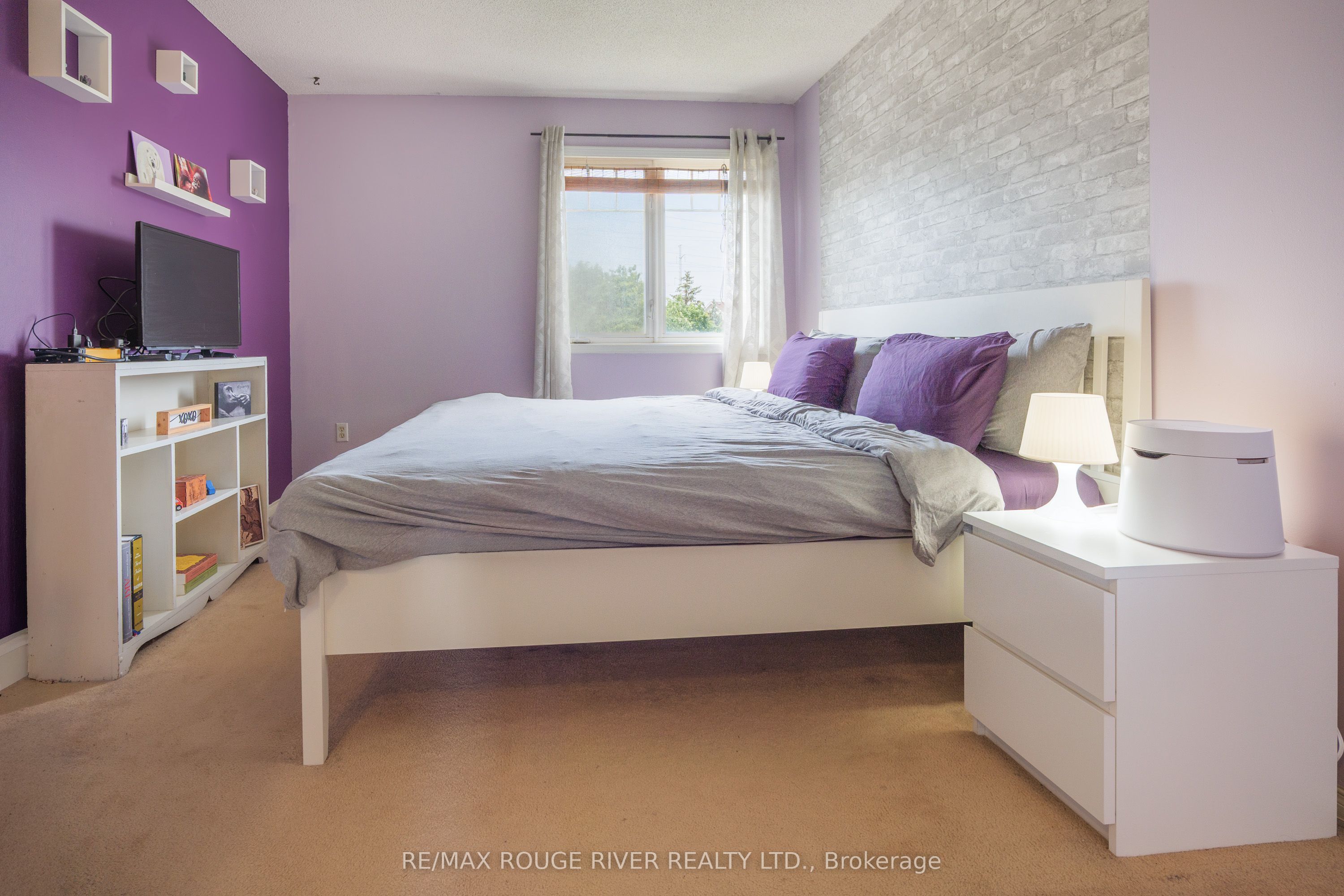 23 Hedge End Road Property Photo 13