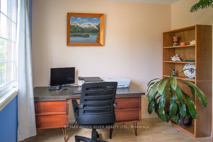 23 Hedge End Road Property Photo 23