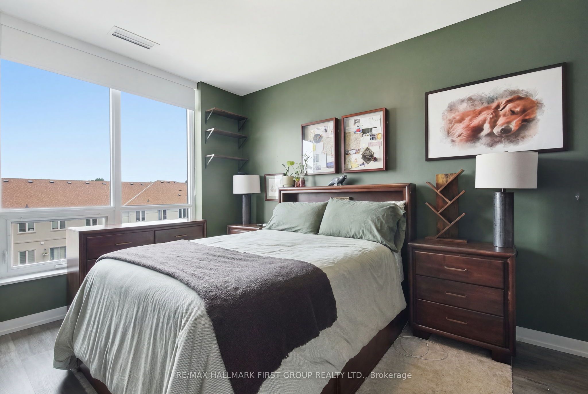 1010 Dundas St E Street 325 Property Photo 13