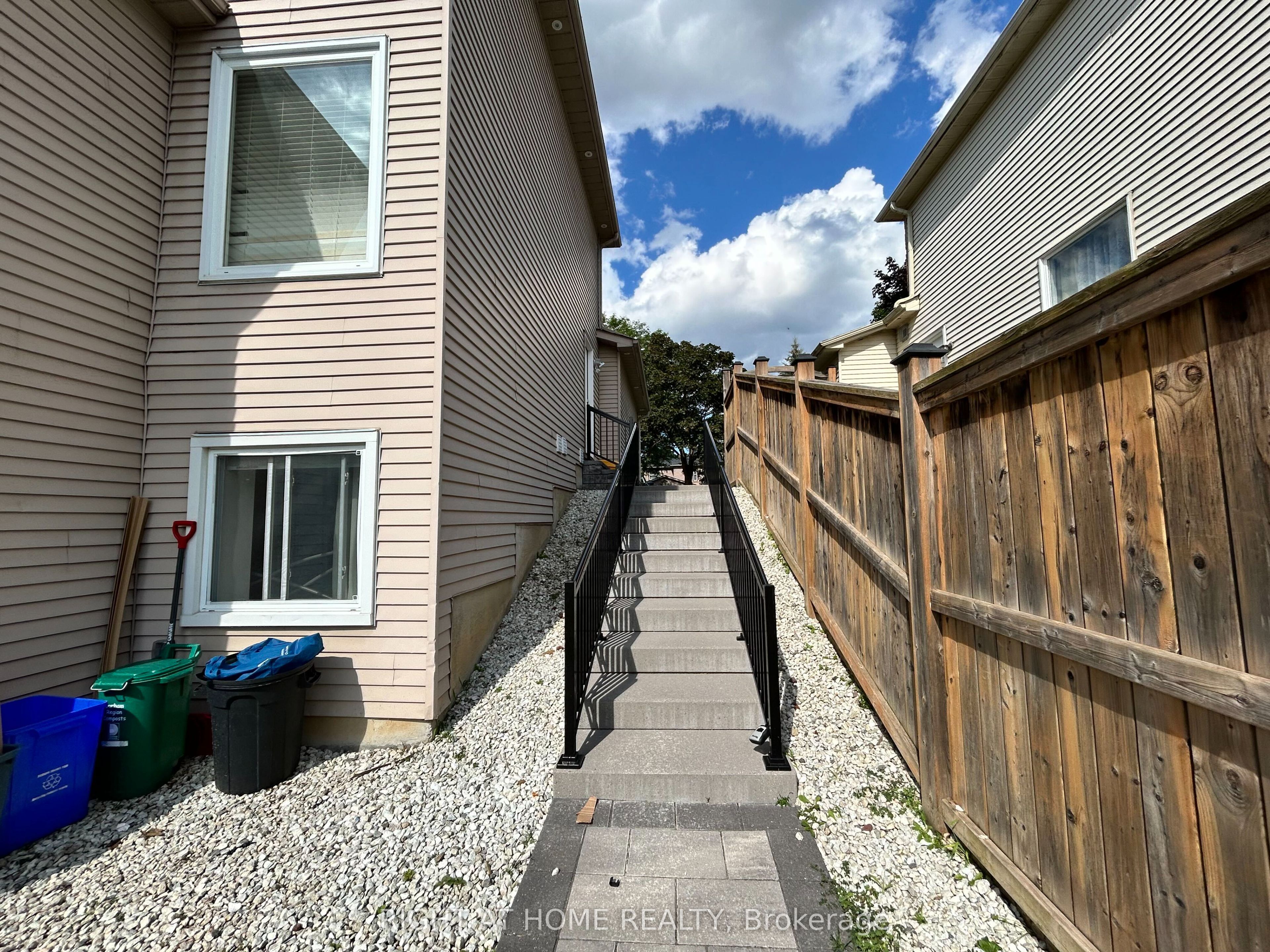 844 Crowells Street Property Photo 3