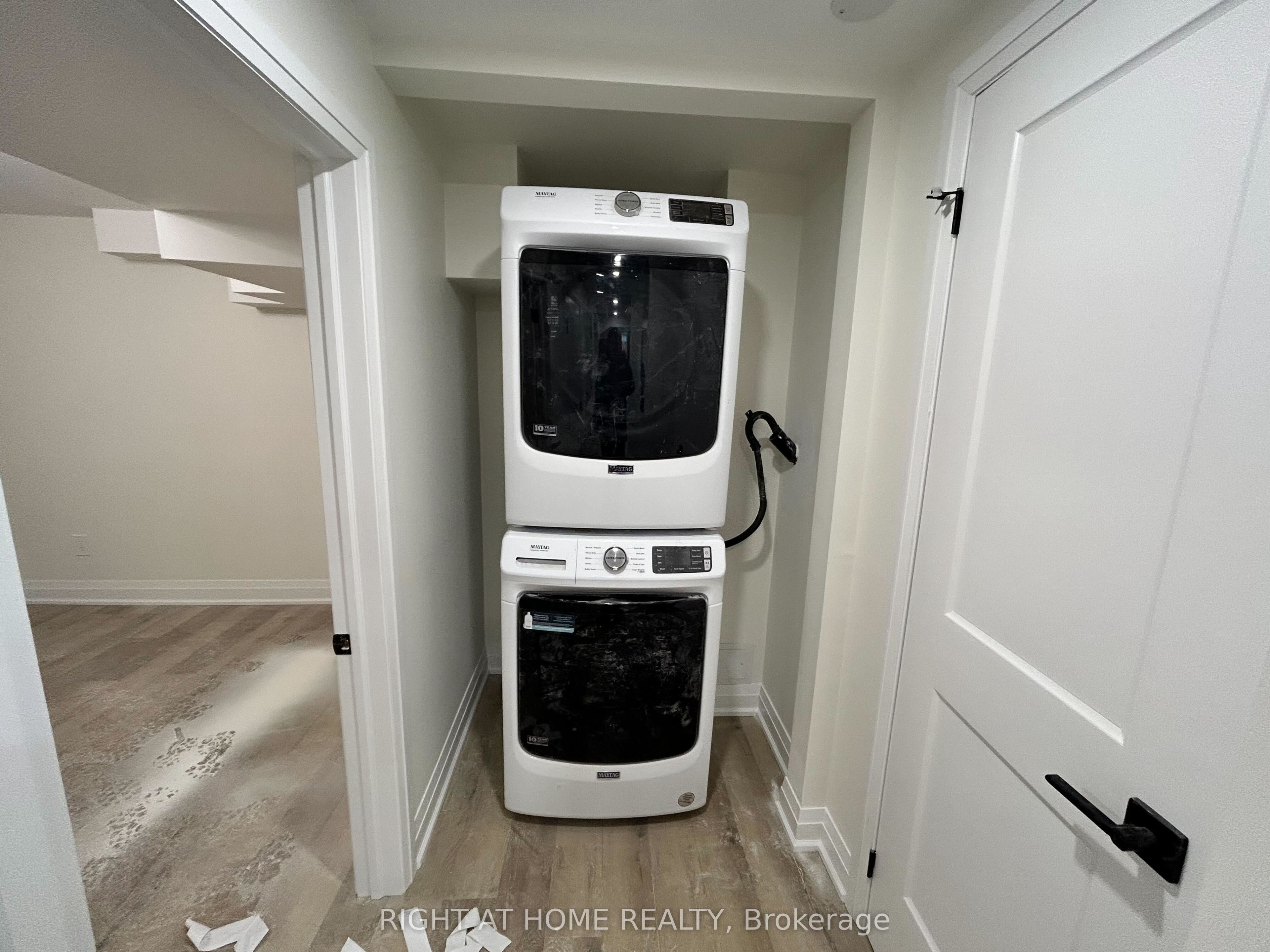 844 Crowells Street Property Photo 6