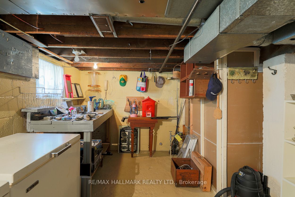 40 Pinegrove Avenue Property Photo 19