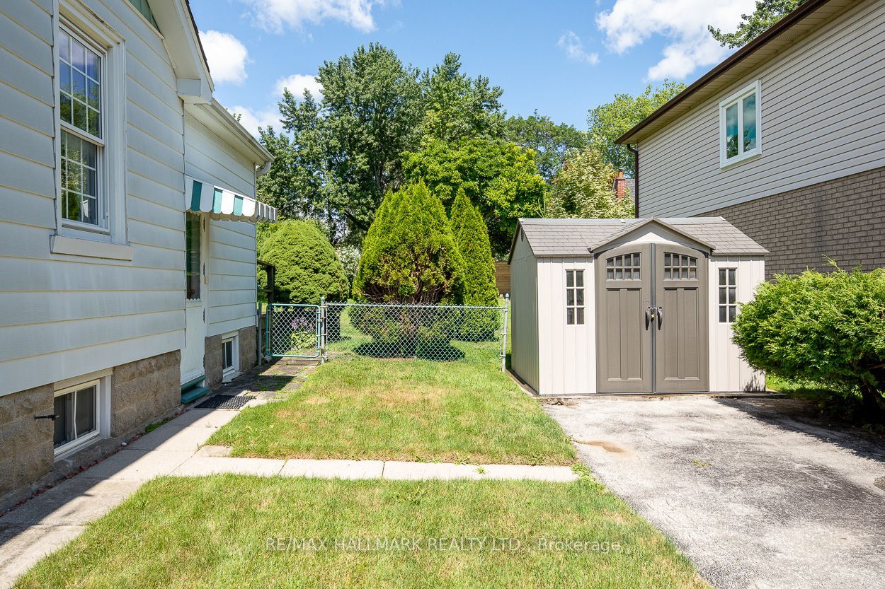 40 Pinegrove Avenue Property Photo 20
