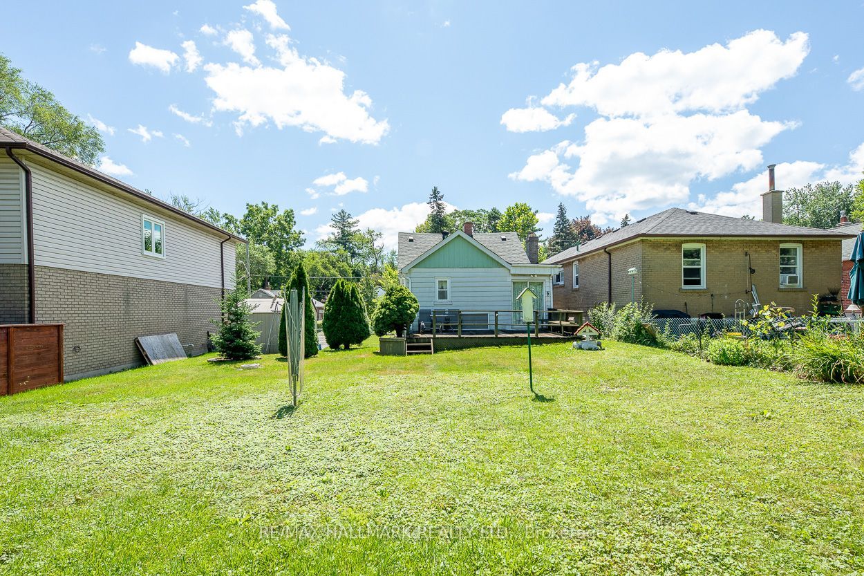 40 Pinegrove Avenue Property Photo 22