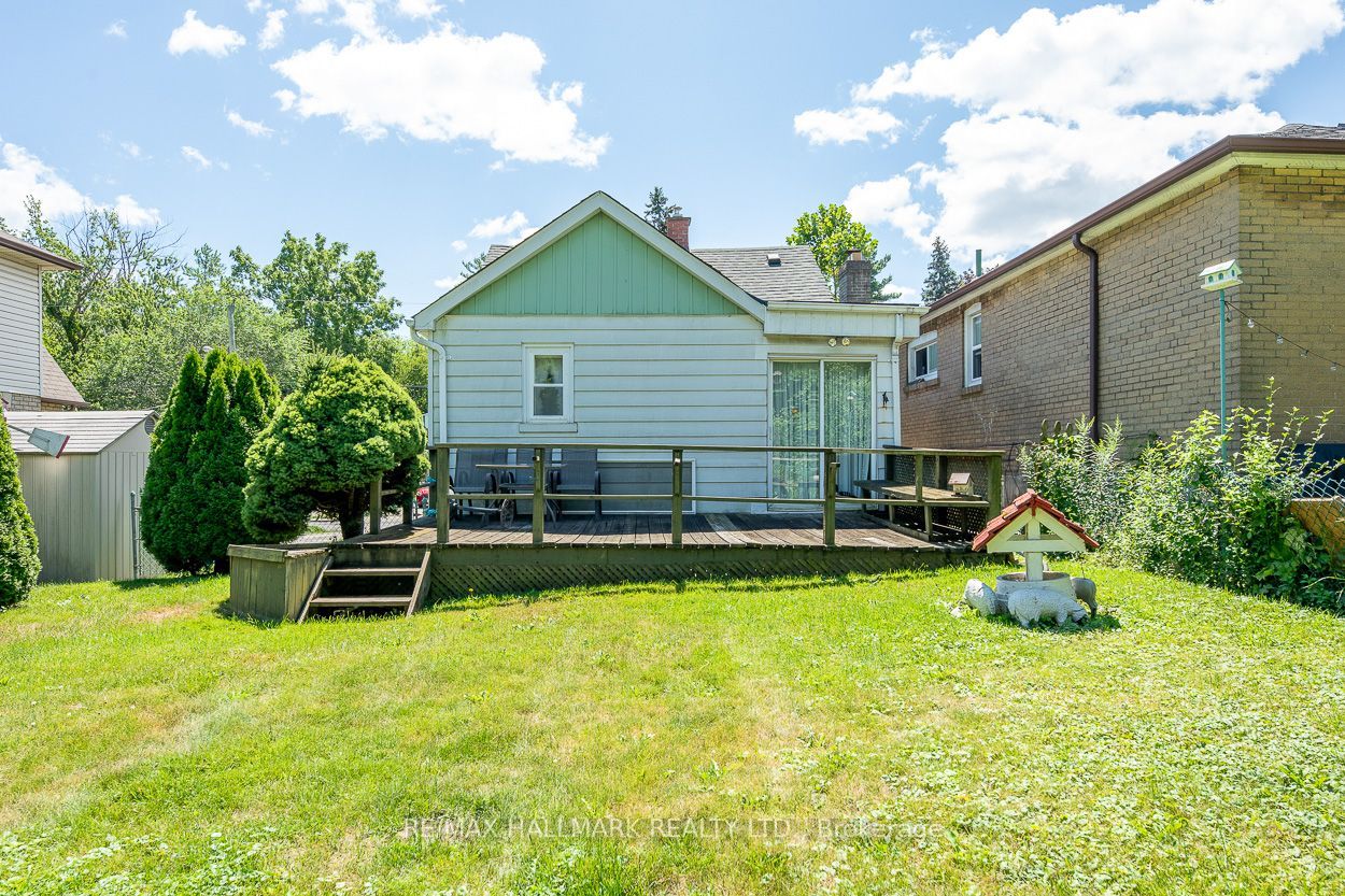 40 Pinegrove Avenue Property Photo 23
