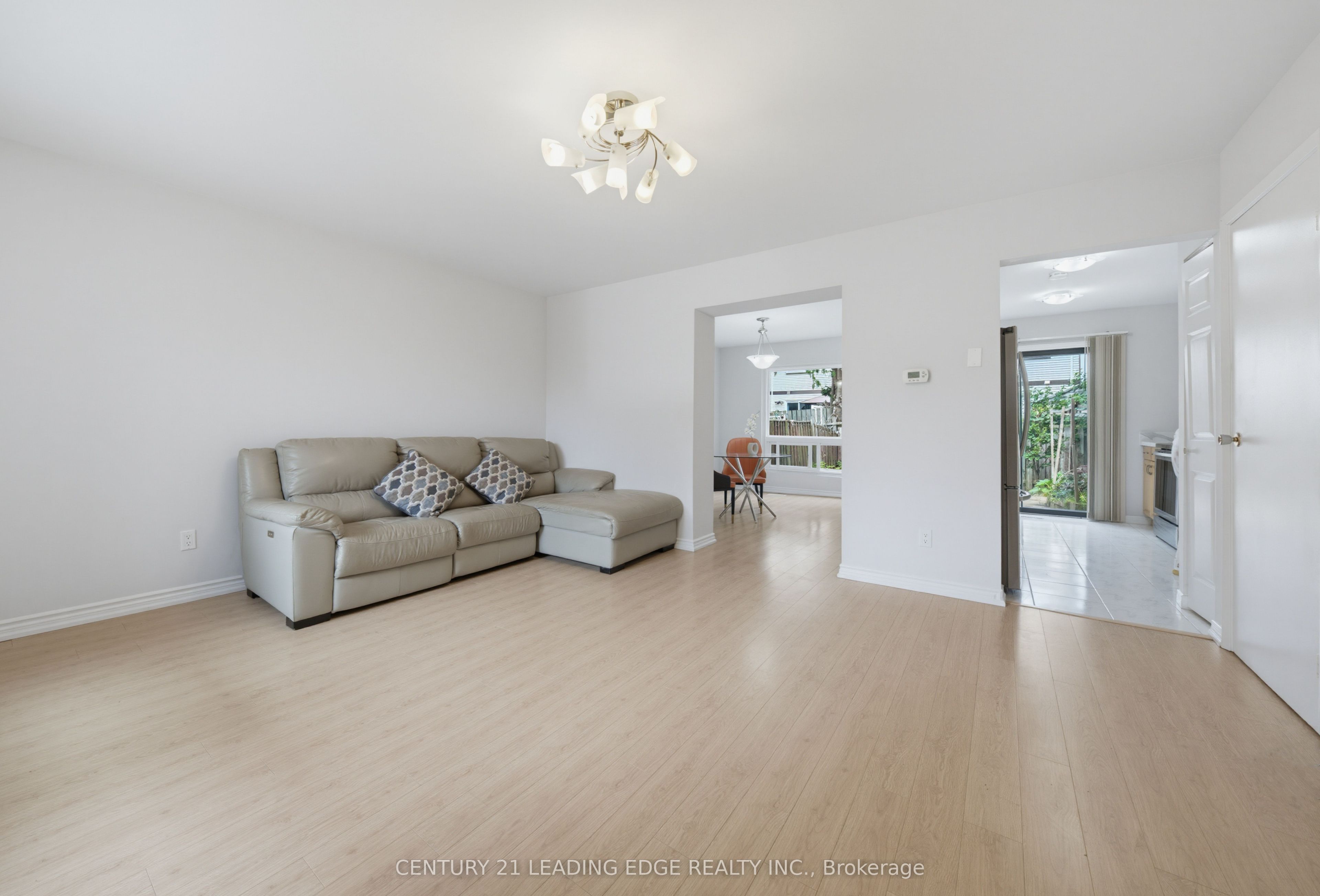 109 Phalen Crescent Property Photo 8