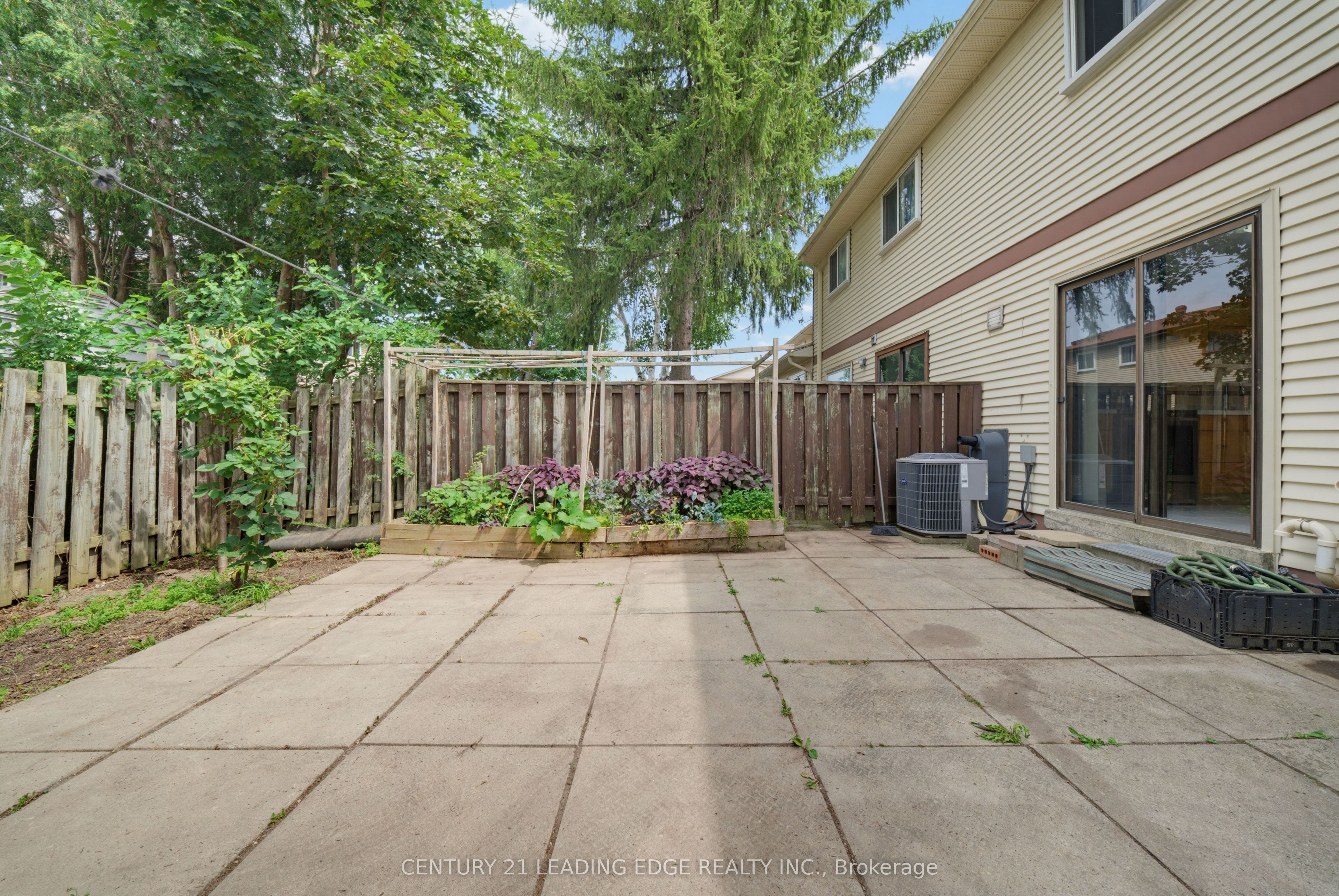 109 Phalen Crescent Property Photo 38