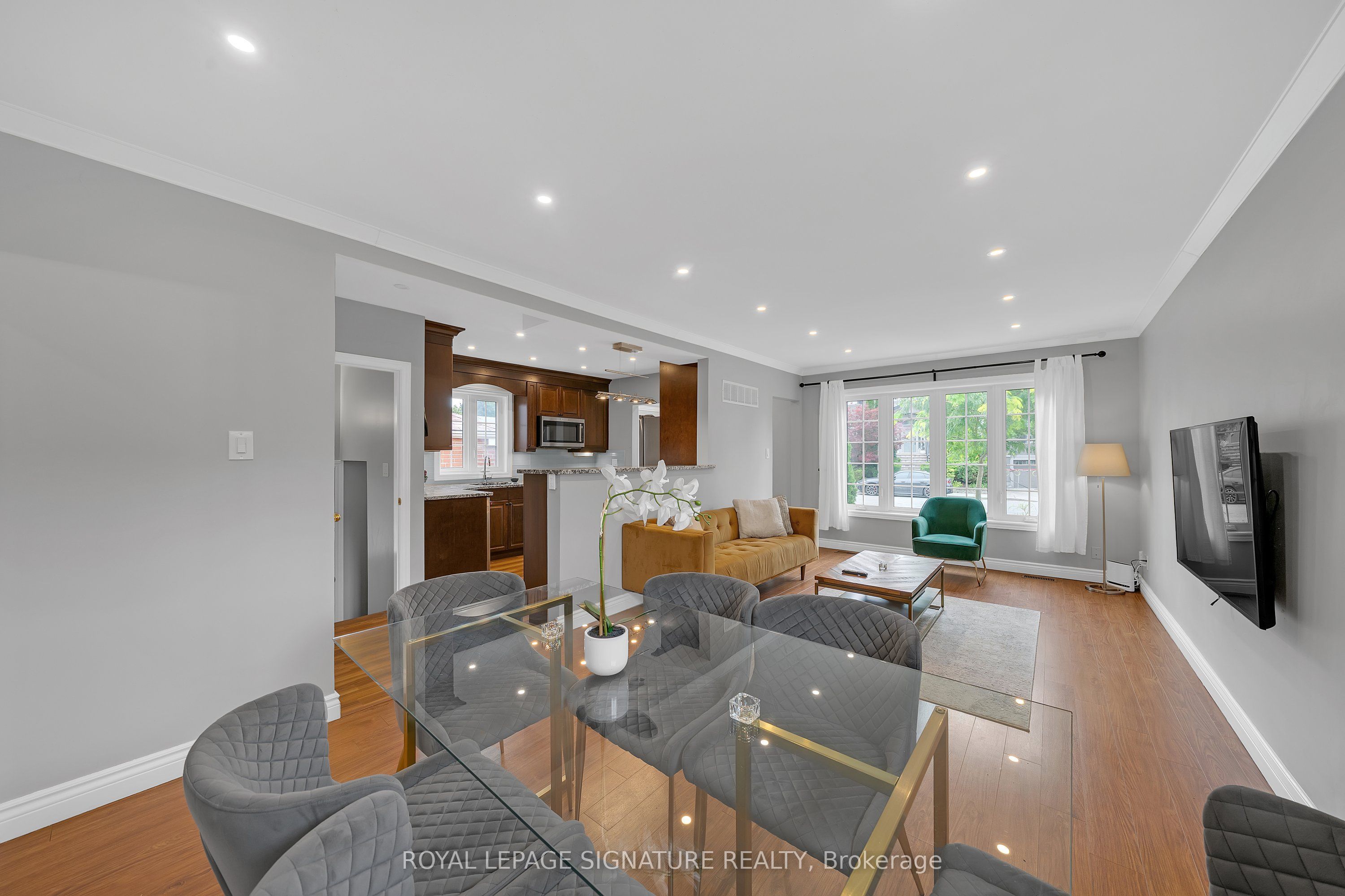 118 Rexleigh Drive Property Photo 11