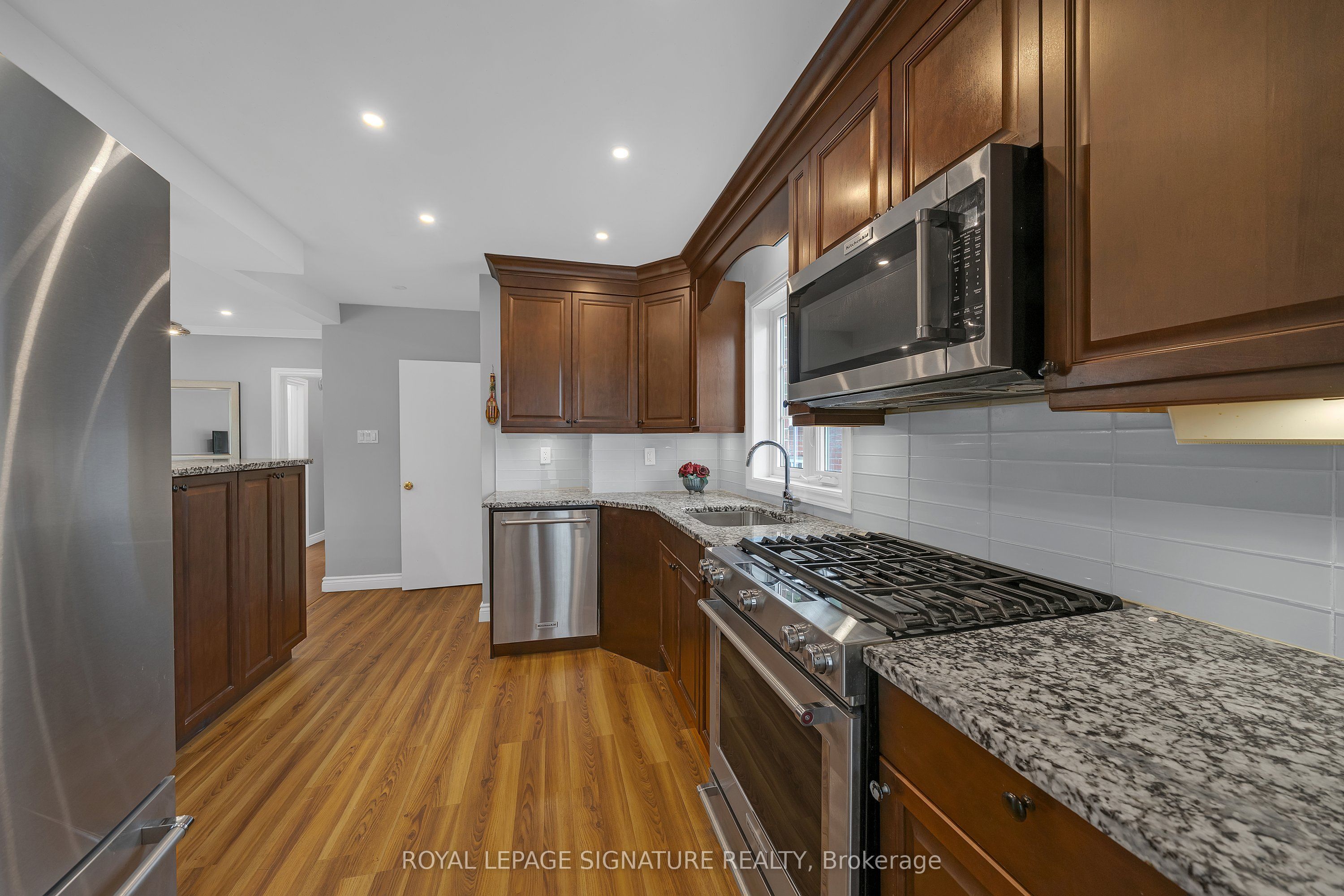 118 Rexleigh Drive Property Photo 13