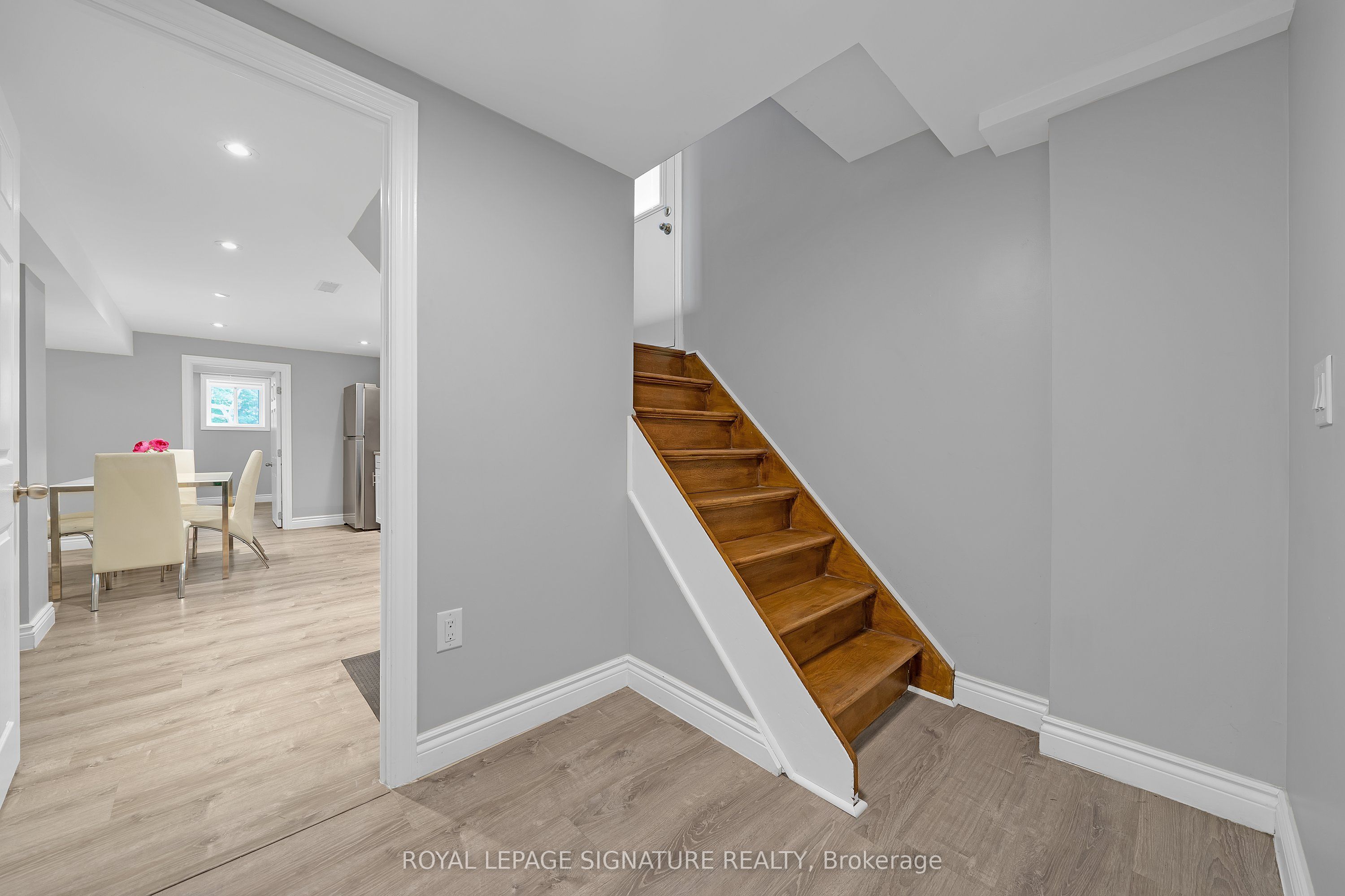 118 Rexleigh Drive Property Photo 27