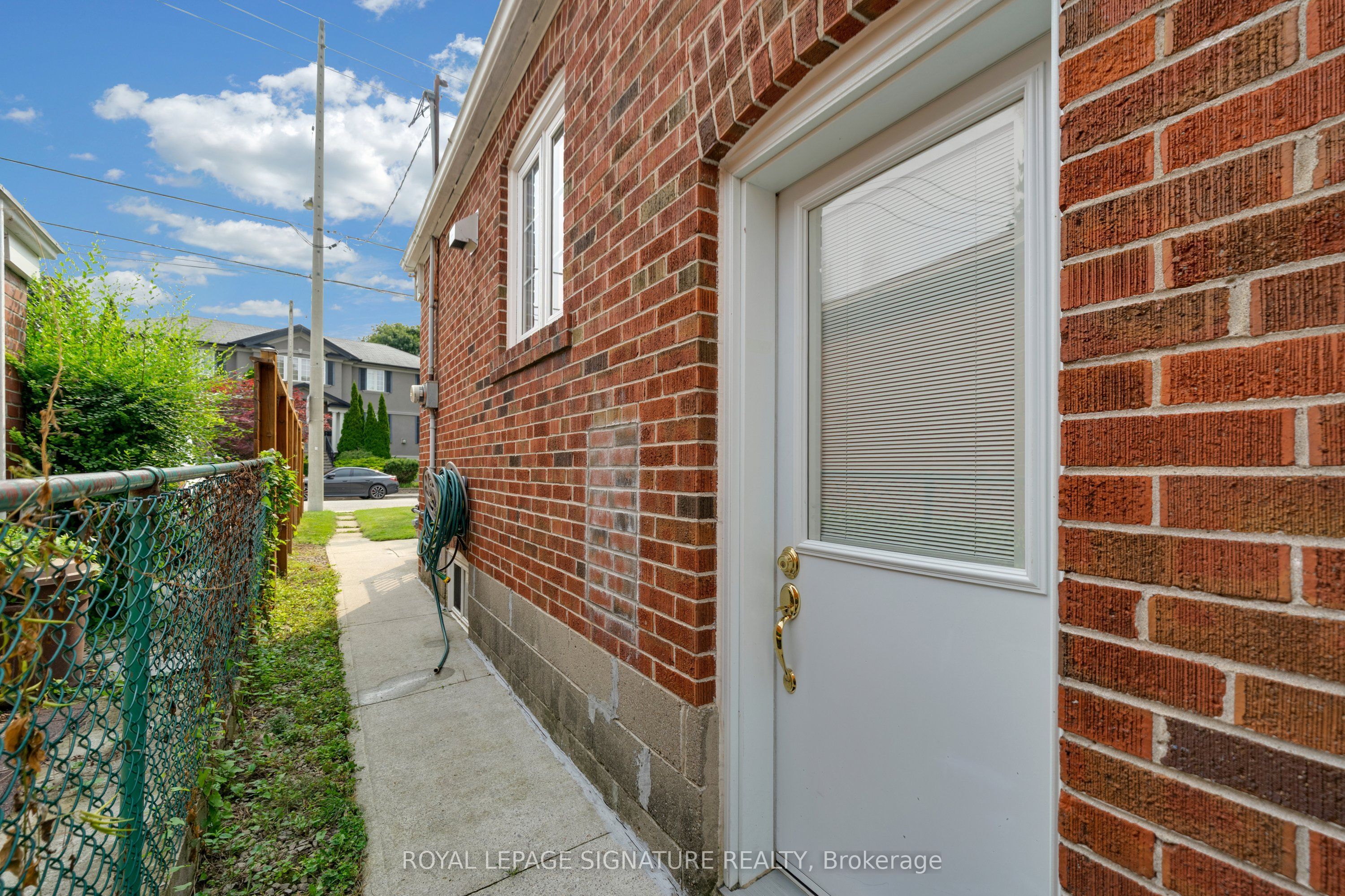 118 Rexleigh Drive Property Photo 44