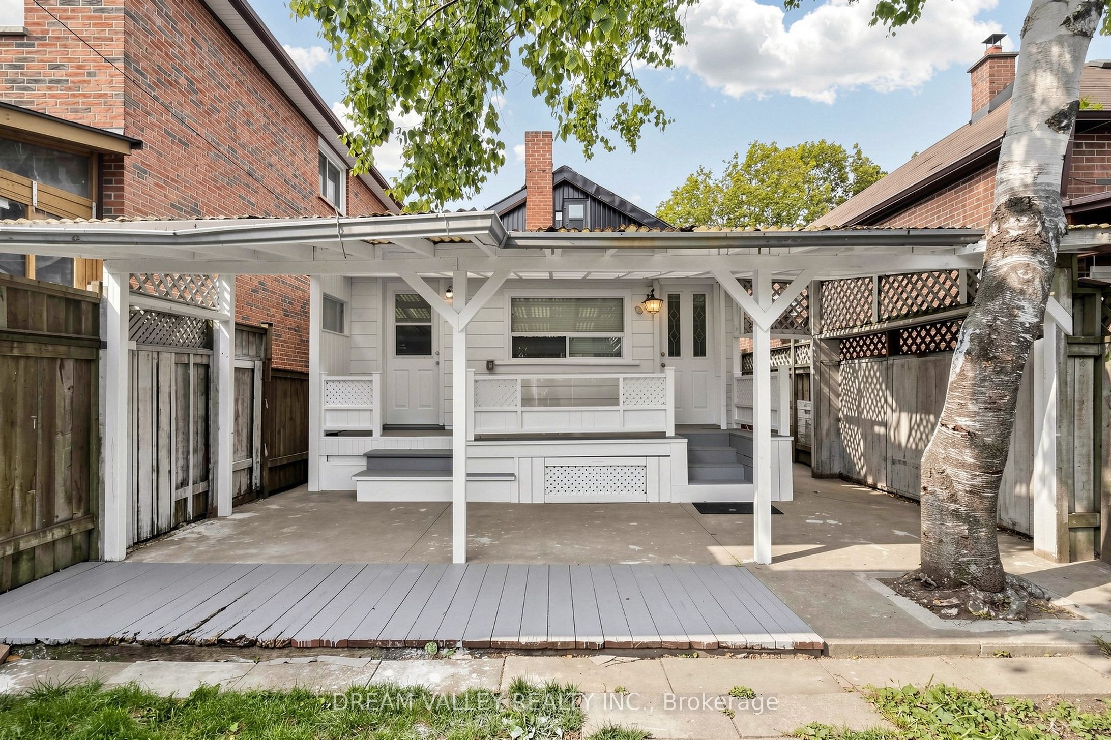 47 Laurel Avenue Property Photo 27