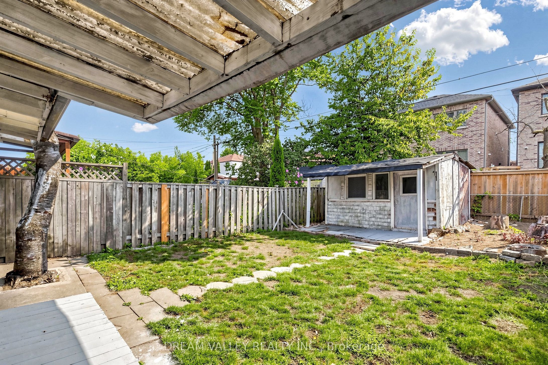 47 Laurel Avenue Property Photo 29