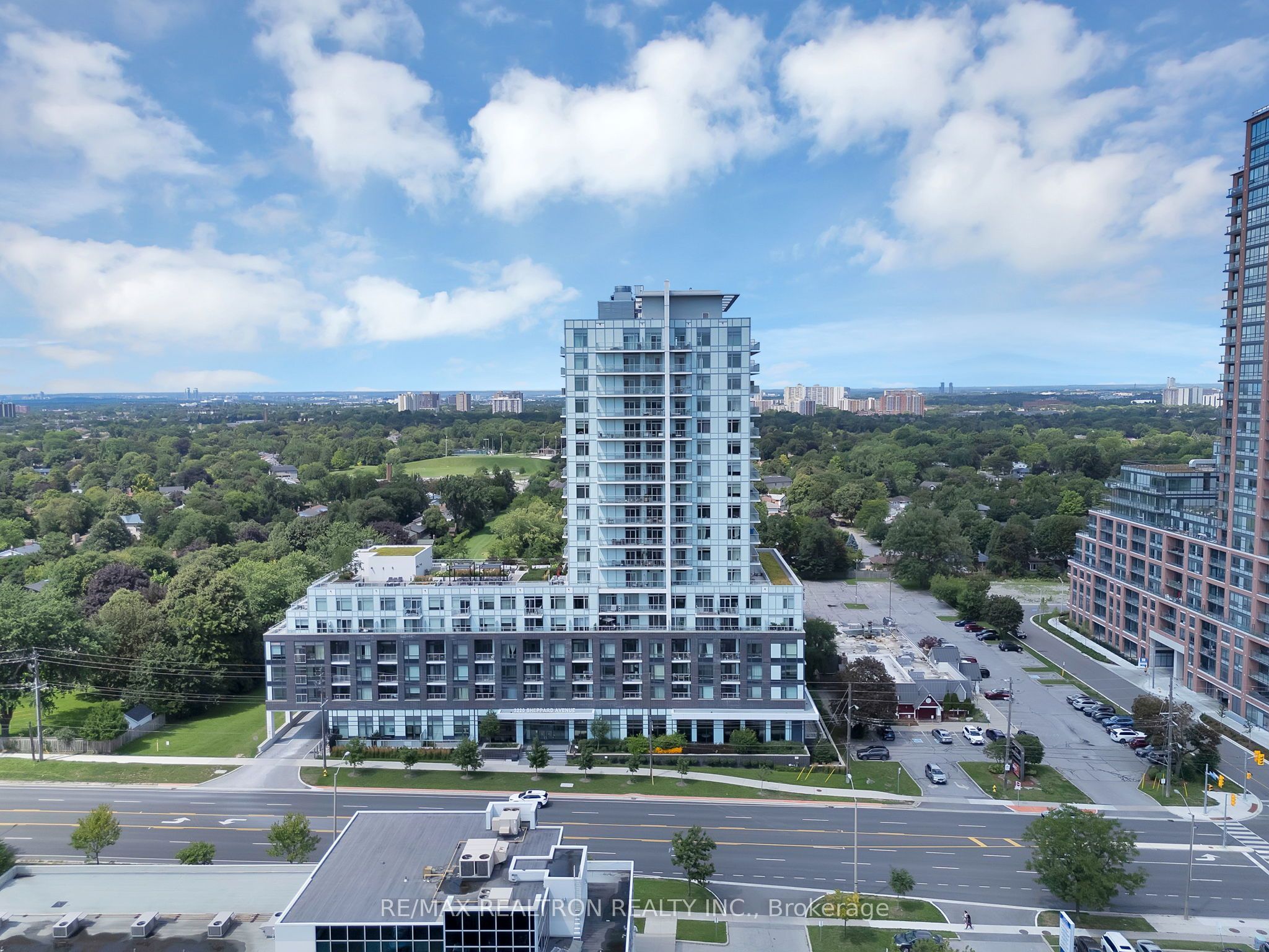 3220 Sheppard Avenue E 1702 Property Photo 1