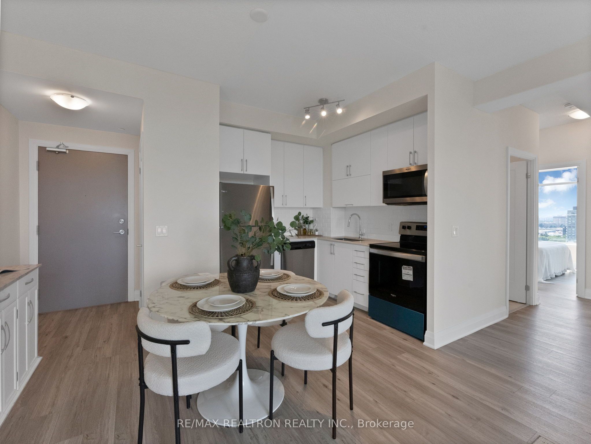 3220 Sheppard Avenue E 1702 Property Photo 7