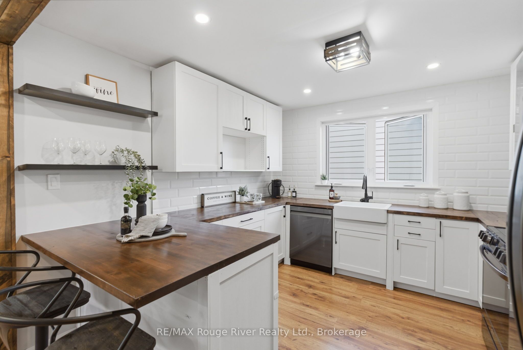 152 Wilson Road S Property Photo 11